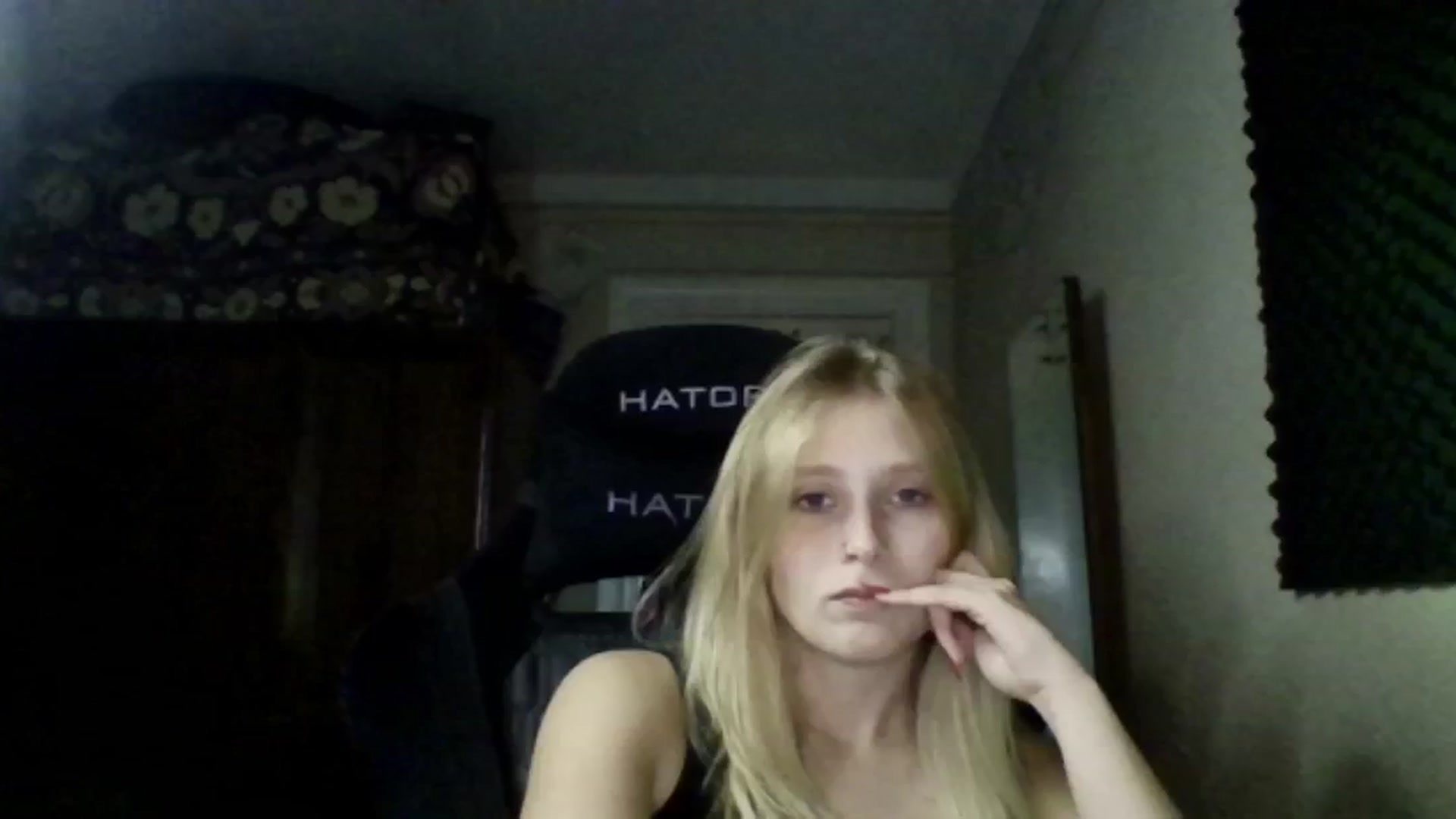 Gallery image thumbnail from EvaMrrr's myfreecams stream on, 10/11/2025, 12:20 image 12 of 20