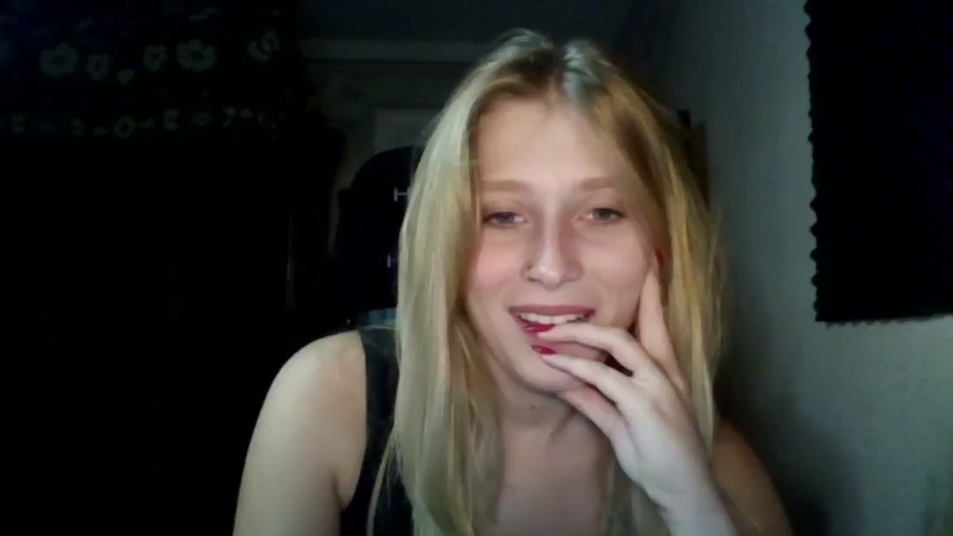 Gallery image thumbnail from EvaMrrr's myfreecams stream on, 10/11/2025, 12:20 image 17 of 20