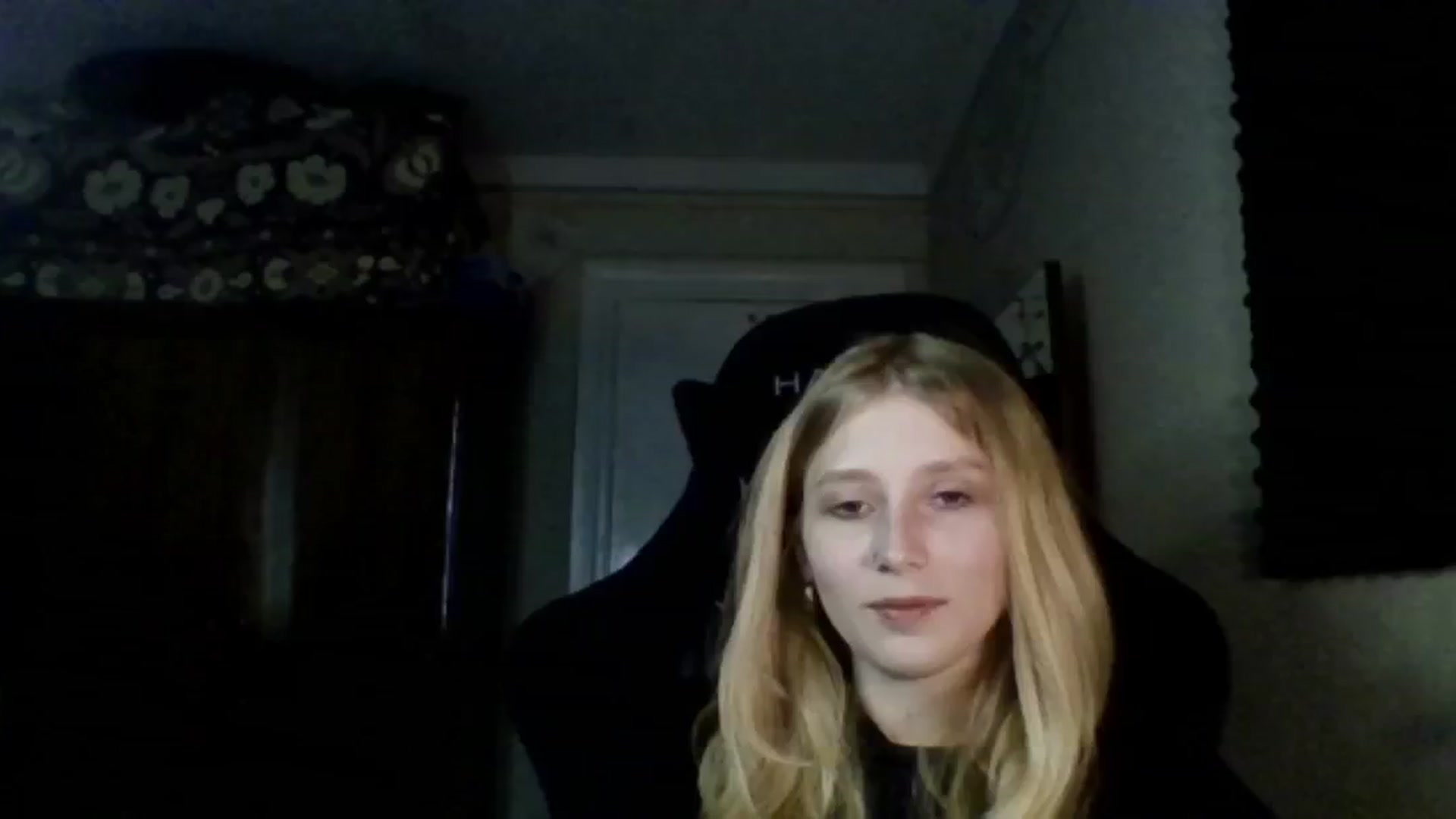 Gallery image thumbnail from EvaMrrr's myfreecams stream on, 10/12/2025, 10:30 image 19 of 20