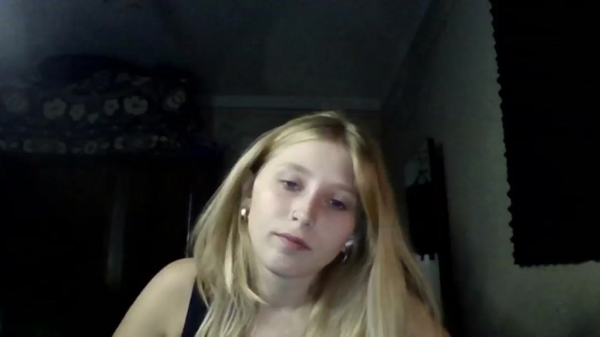 Gallery image thumbnail from EvaMrrr's myfreecams stream on, 10/12/2025, 11:38 image 19 of 20