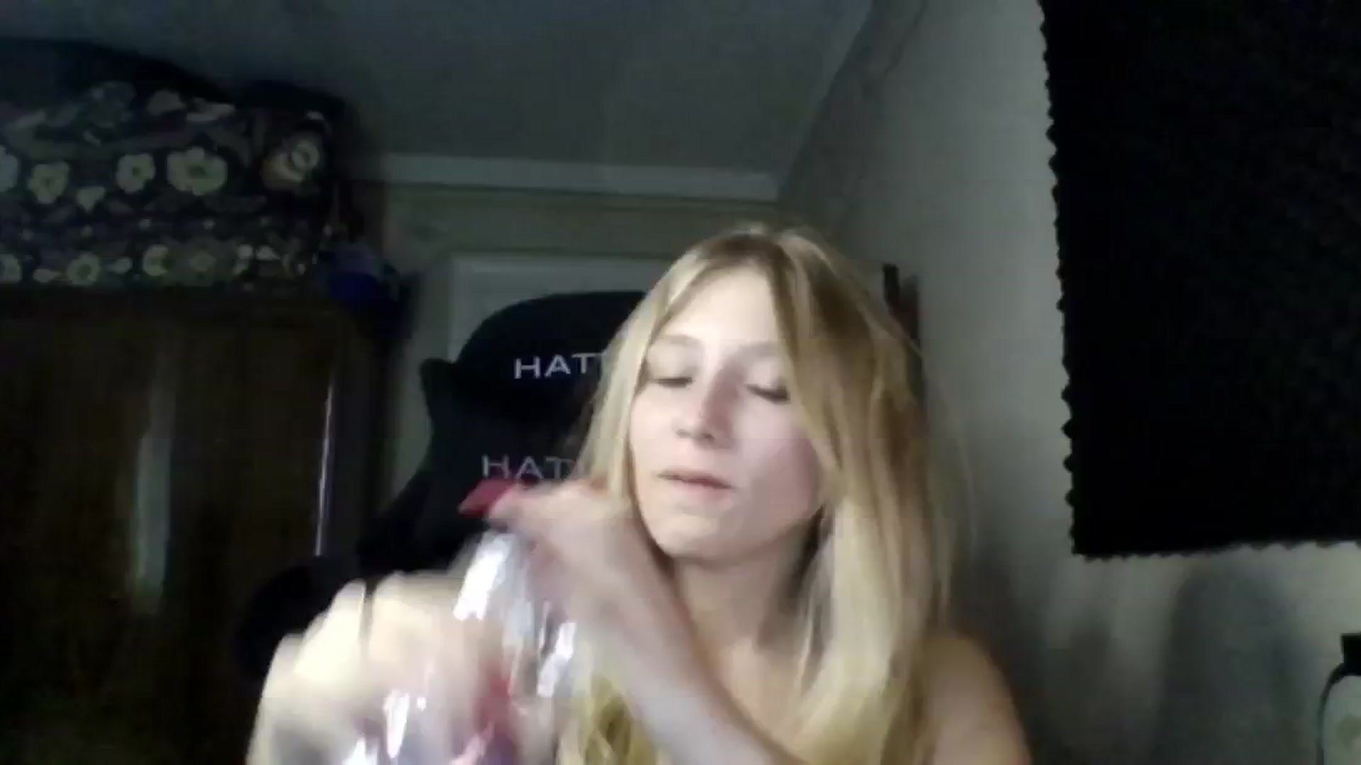 Gallery image thumbnail from EvaMrrr's myfreecams stream on, 10/12/2025, 11:38 image 3 of 20