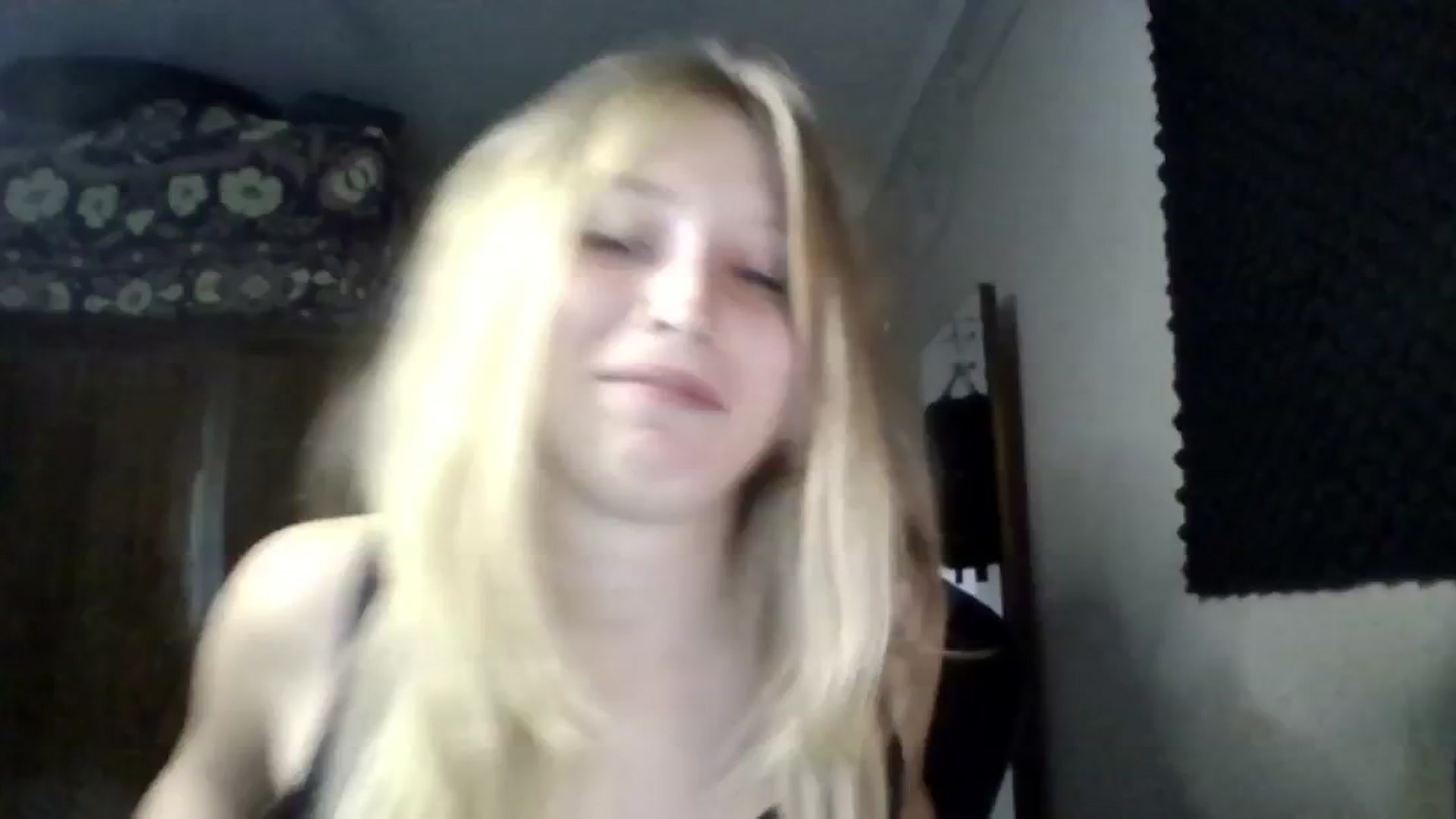 Gallery image thumbnail from EvaMrrr's myfreecams stream on, 10/12/2025, 11:38 image 2 of 20