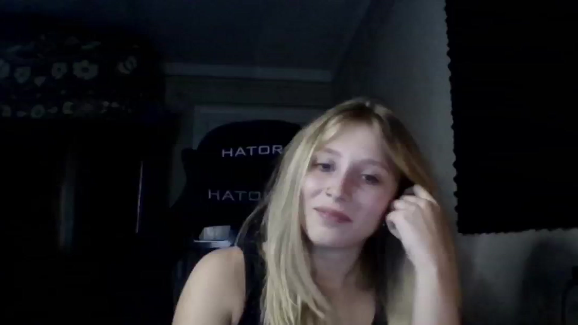 Gallery image thumbnail from EvaMrrr's myfreecams stream on, 10/12/2025, 11:38 image 6 of 20
