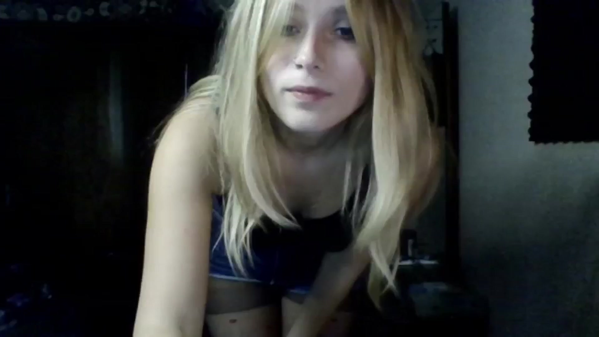 Gallery image thumbnail from EvaMrrr's myfreecams stream on, 10/12/2025, 11:38 image 9 of 20