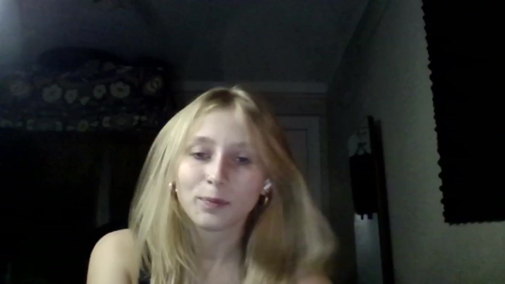 Gallery image thumbnail from EvaMrrr's myfreecams stream on, 10/12/2025, 11:38 image 13 of 20