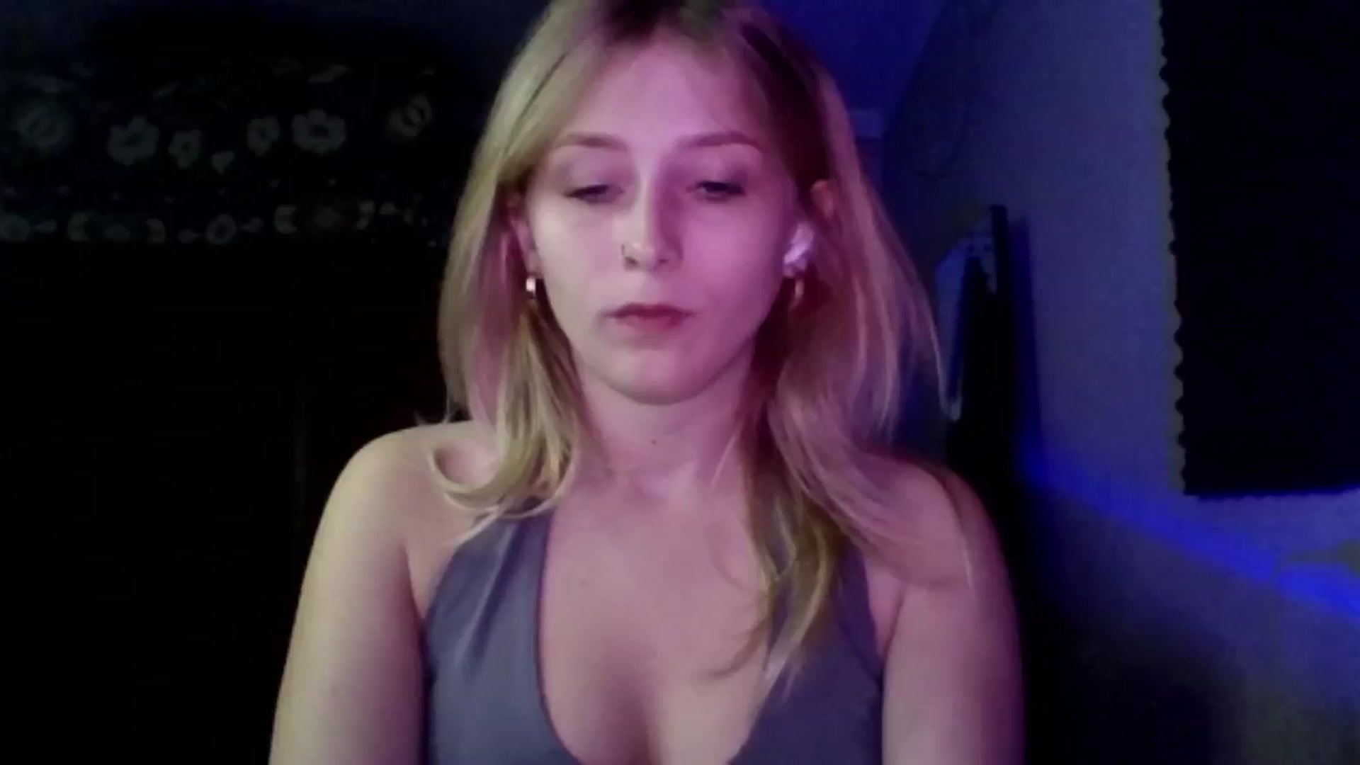 Gallery image thumbnail from EvaMrrr's myfreecams stream on, 10/23/2025, 09:45 image 18 of 20
