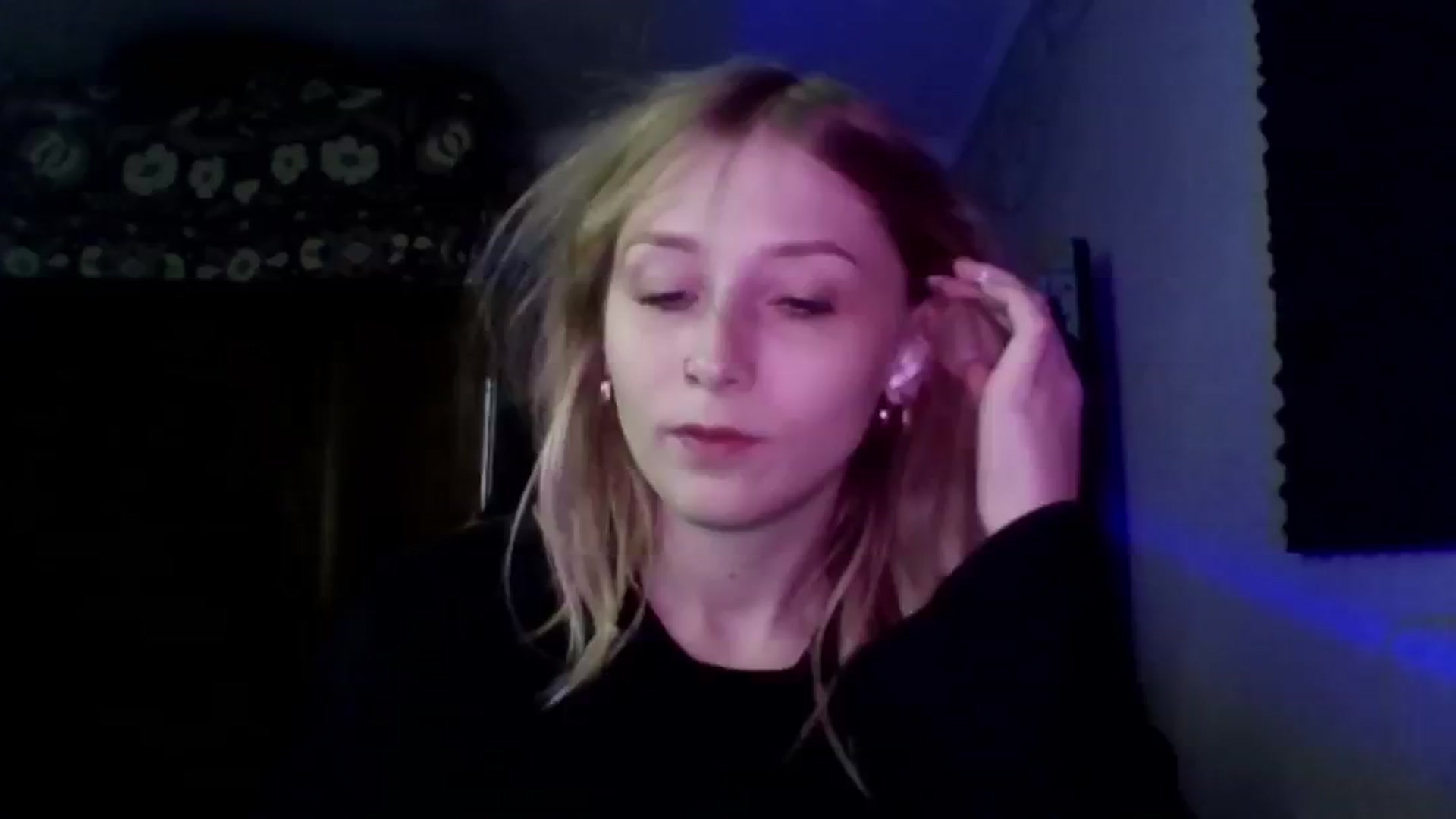 Gallery image thumbnail from EvaMrrr's myfreecams stream on, 10/23/2025, 09:45 image 9 of 20