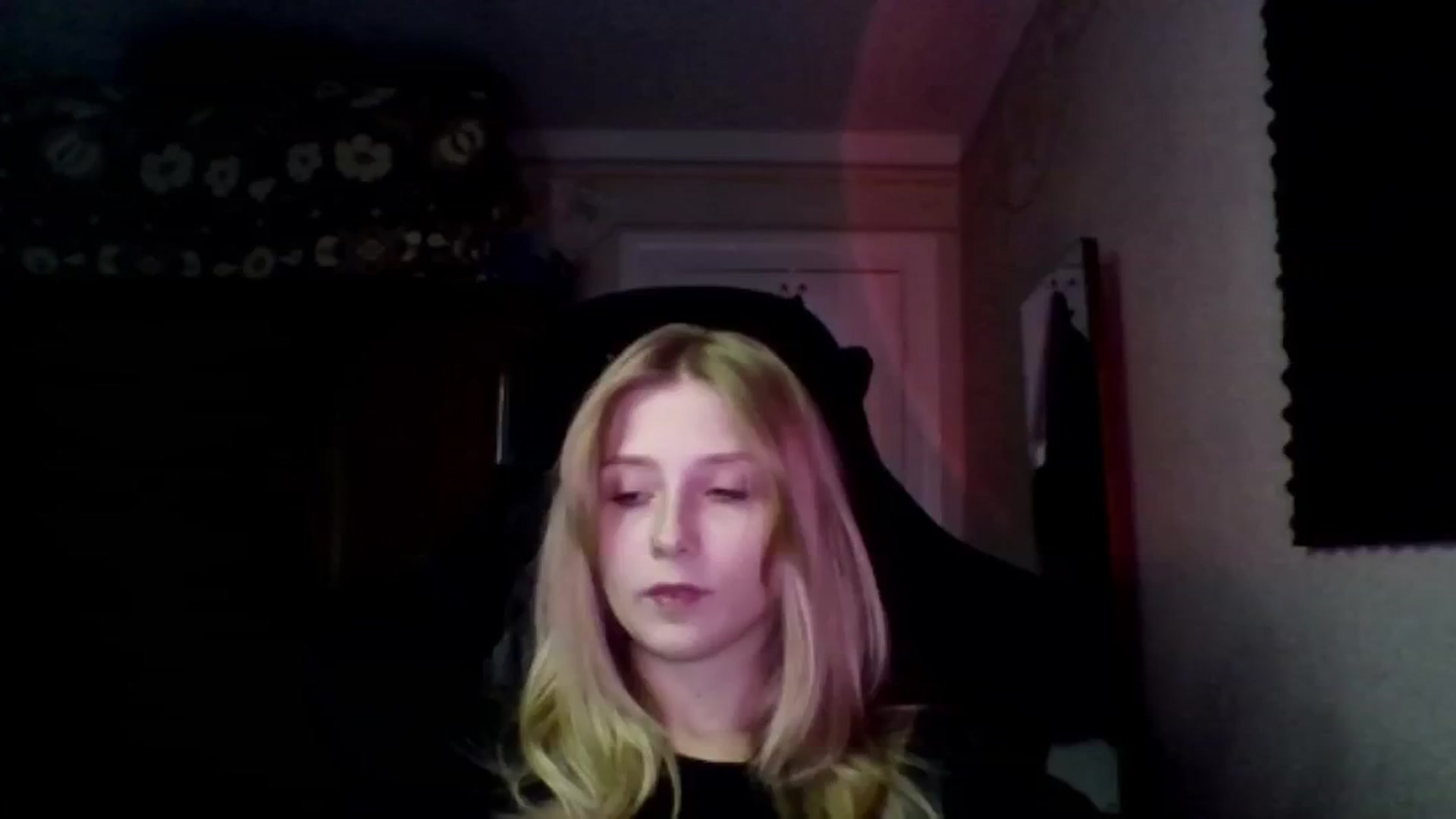 Gallery image thumbnail from EvaMrrr's myfreecams stream on, 10/26/2025, 12:57 image 14 of 20