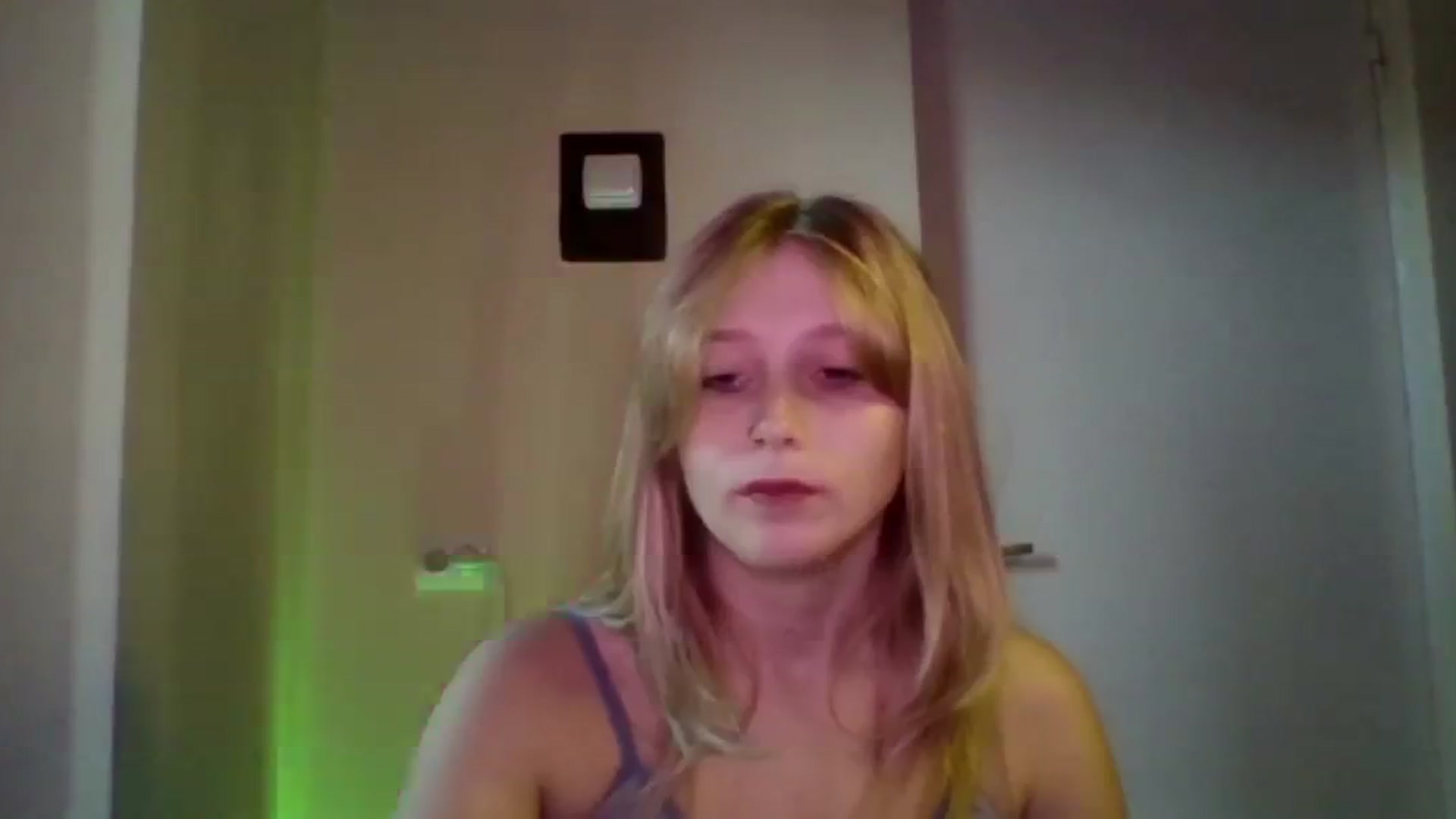 Gallery image thumbnail from EvaMrrr's myfreecams stream on, 11/10/2025, 11:23 image 17 of 20