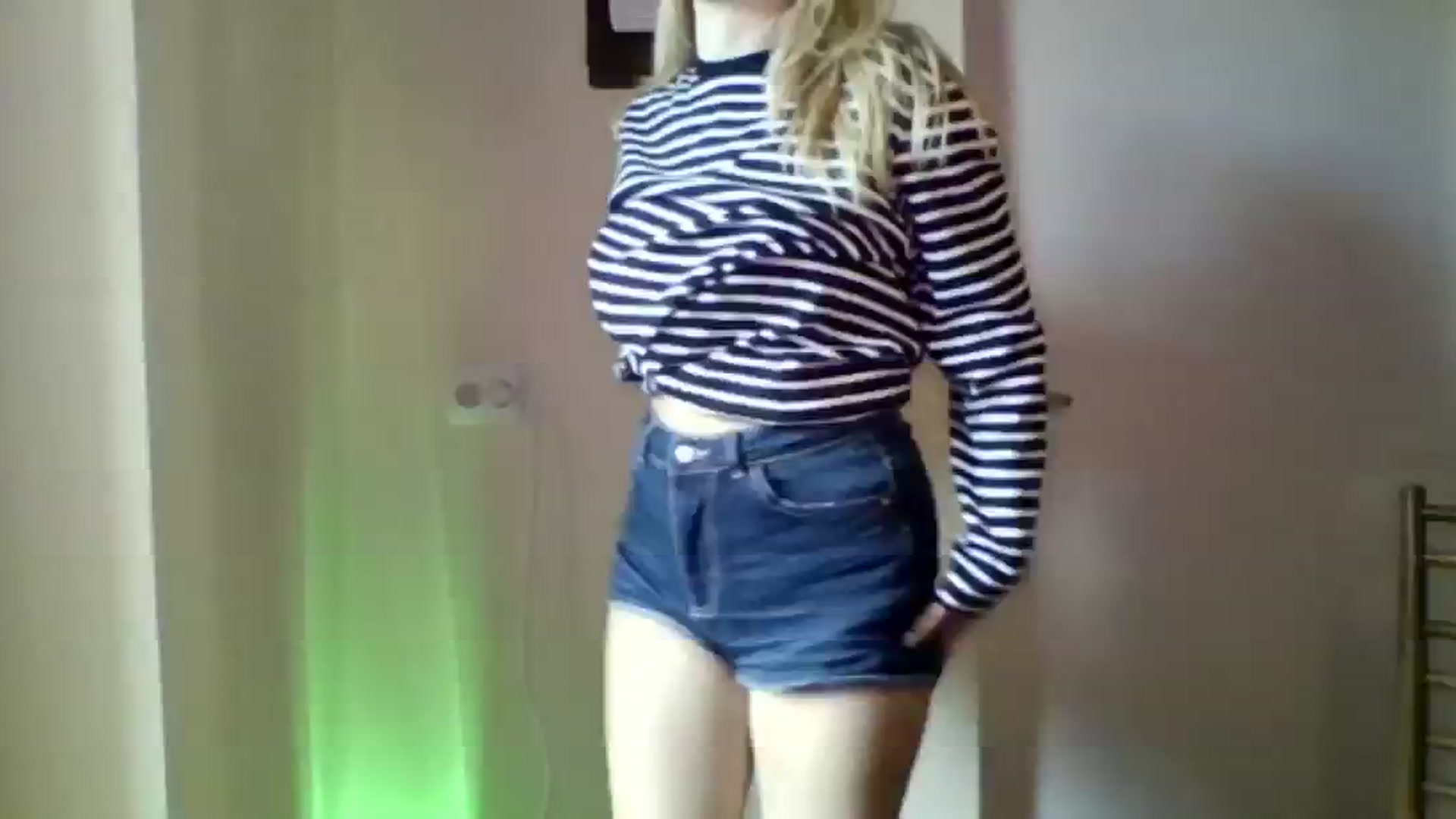 Gallery image thumbnail from EvaMrrr's myfreecams stream on, 11/12/2025, 11:53 image 2 of 20