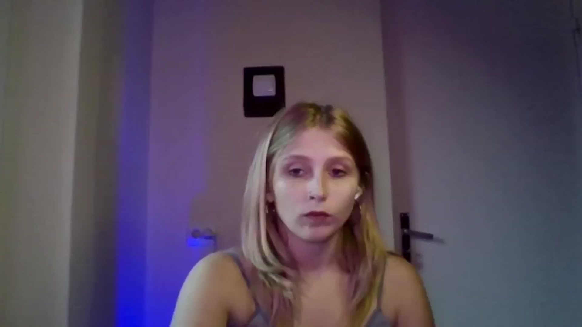 Gallery image thumbnail from EvaMrrr's myfreecams stream on, 11/12/2025, 12:14 image 18 of 20