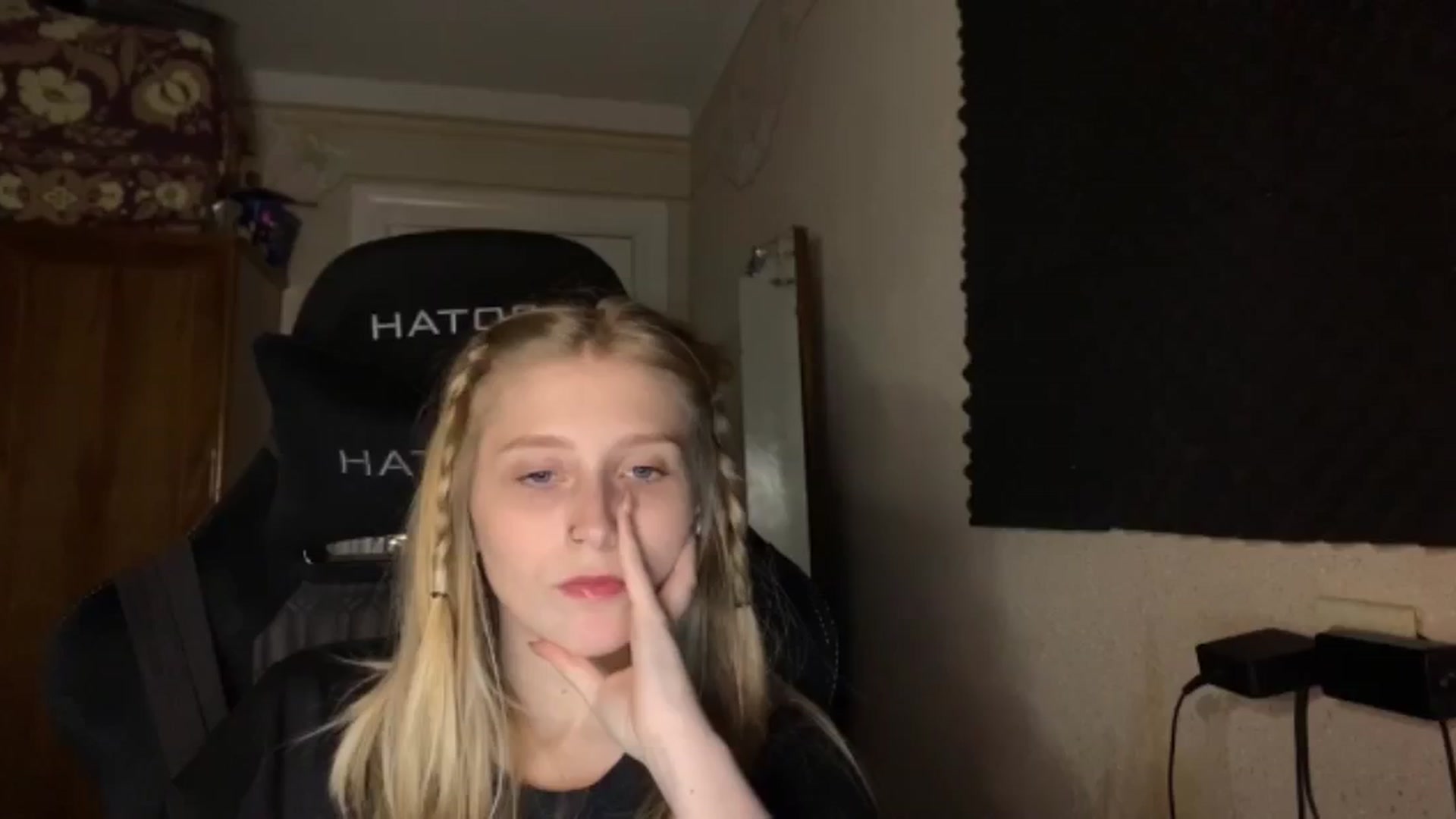 Gallery image thumbnail from EvaMrrr's myfreecams stream on, 12/13/2025, 19:20 image 20 of 20