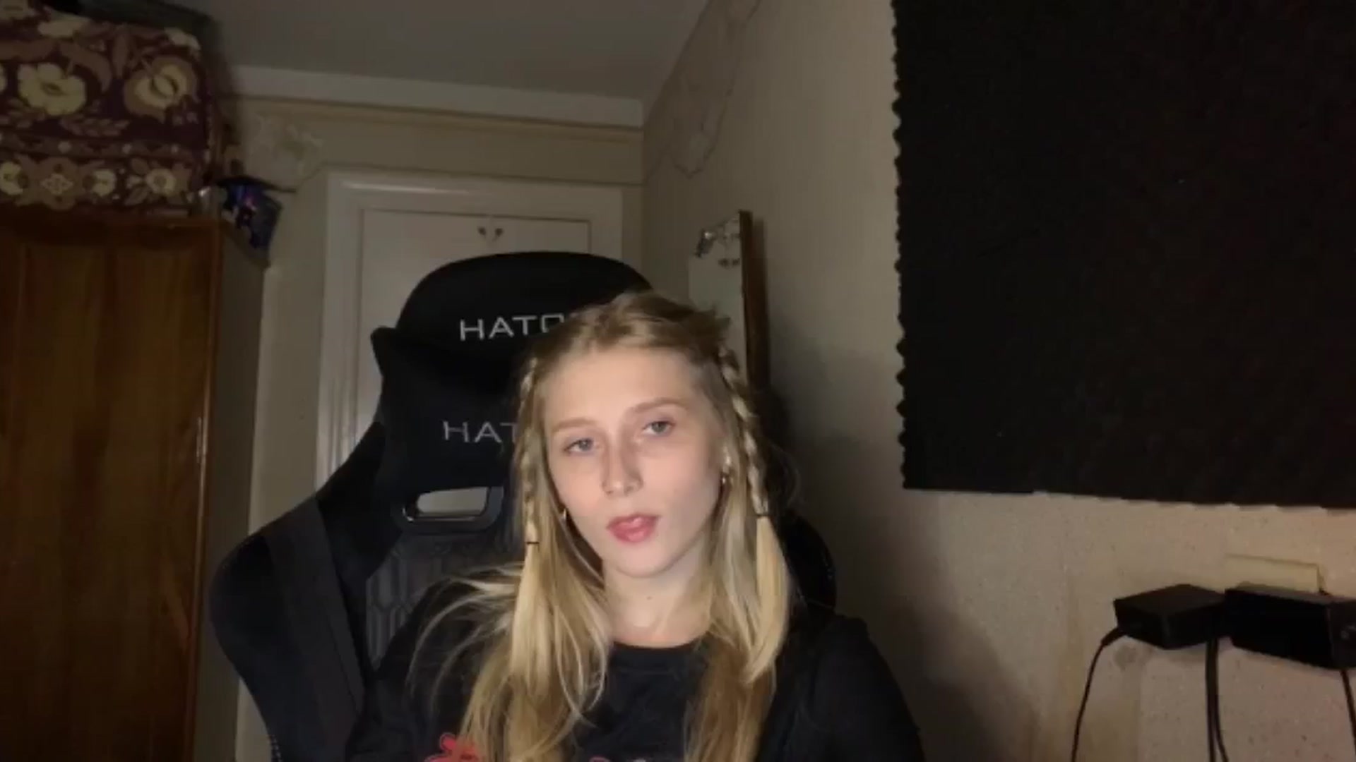 Gallery image thumbnail from EvaMrrr's myfreecams stream on, 12/13/2025, 19:20 image 14 of 20
