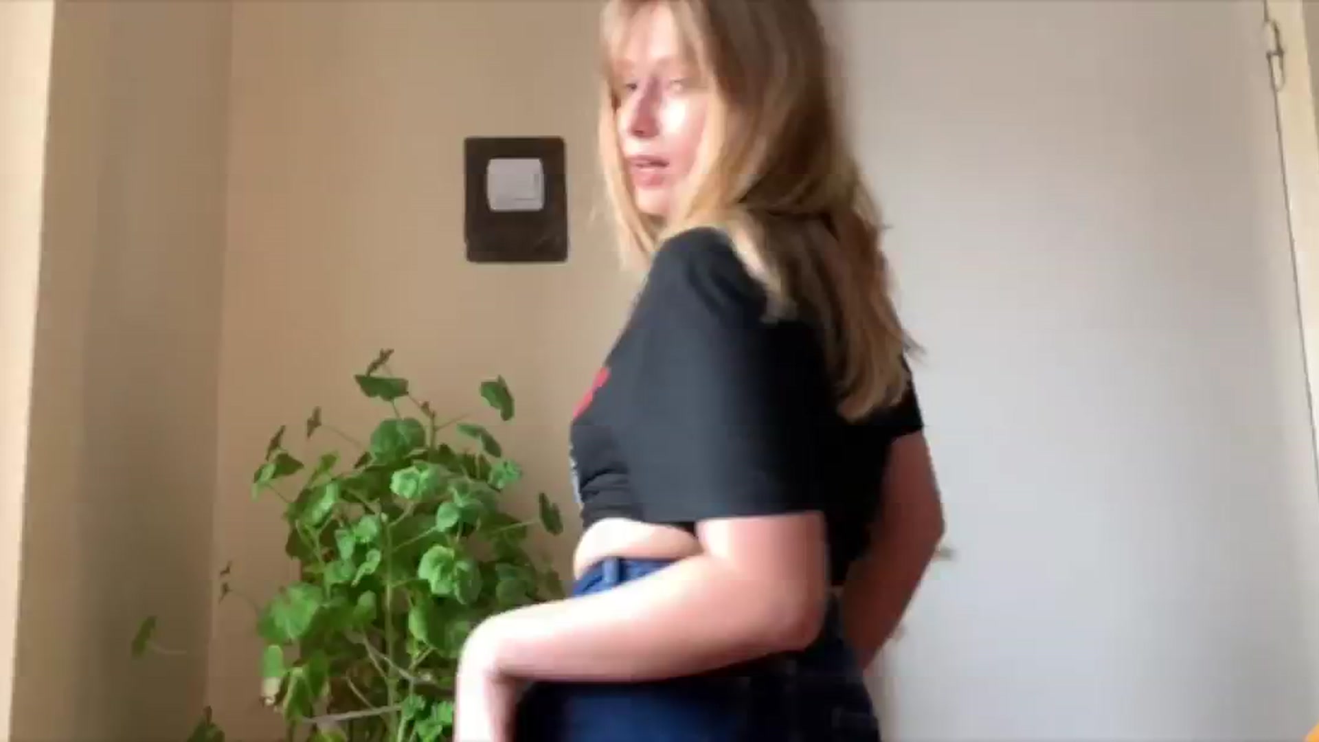 Gallery image thumbnail from EvaMrrr's myfreecams stream on, 02/16/2026, 10:54 image 5 of 20