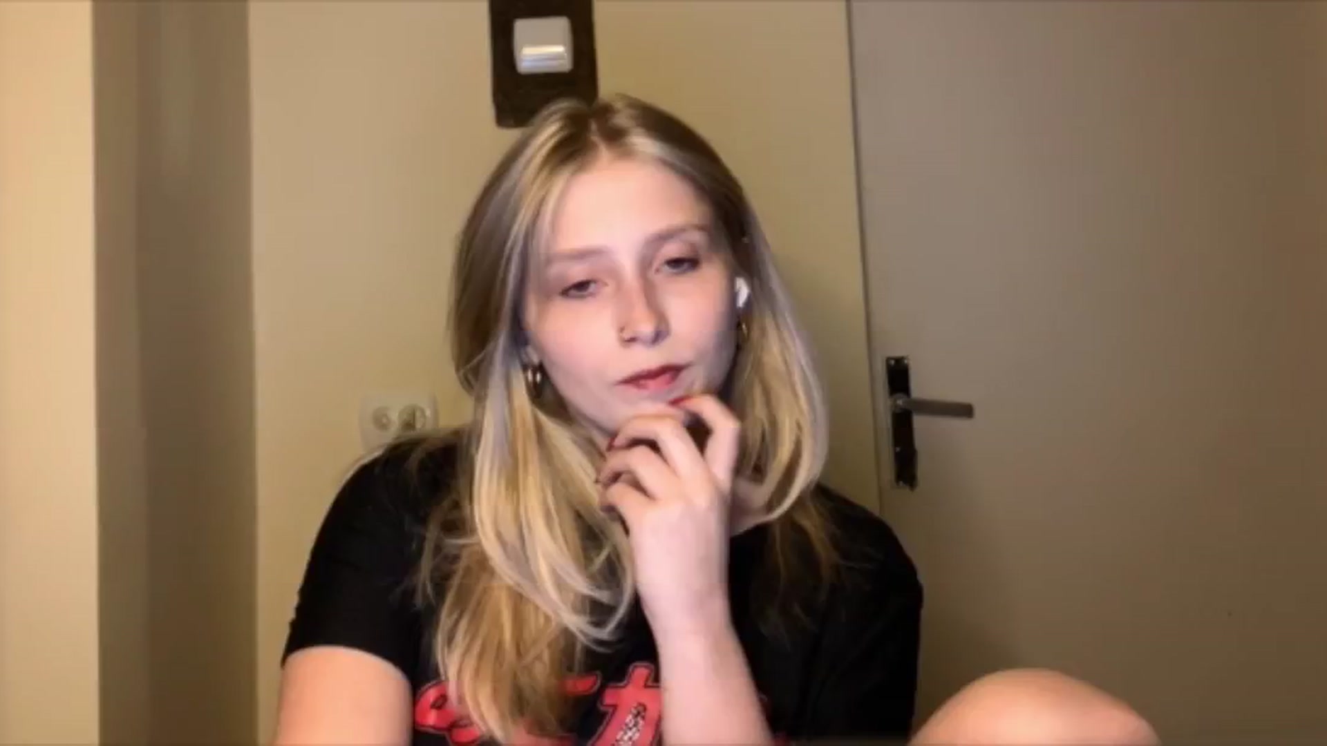 Gallery image thumbnail from EvaMrrr's myfreecams stream on, 03/28/2026, 19:00 image 5 of 20