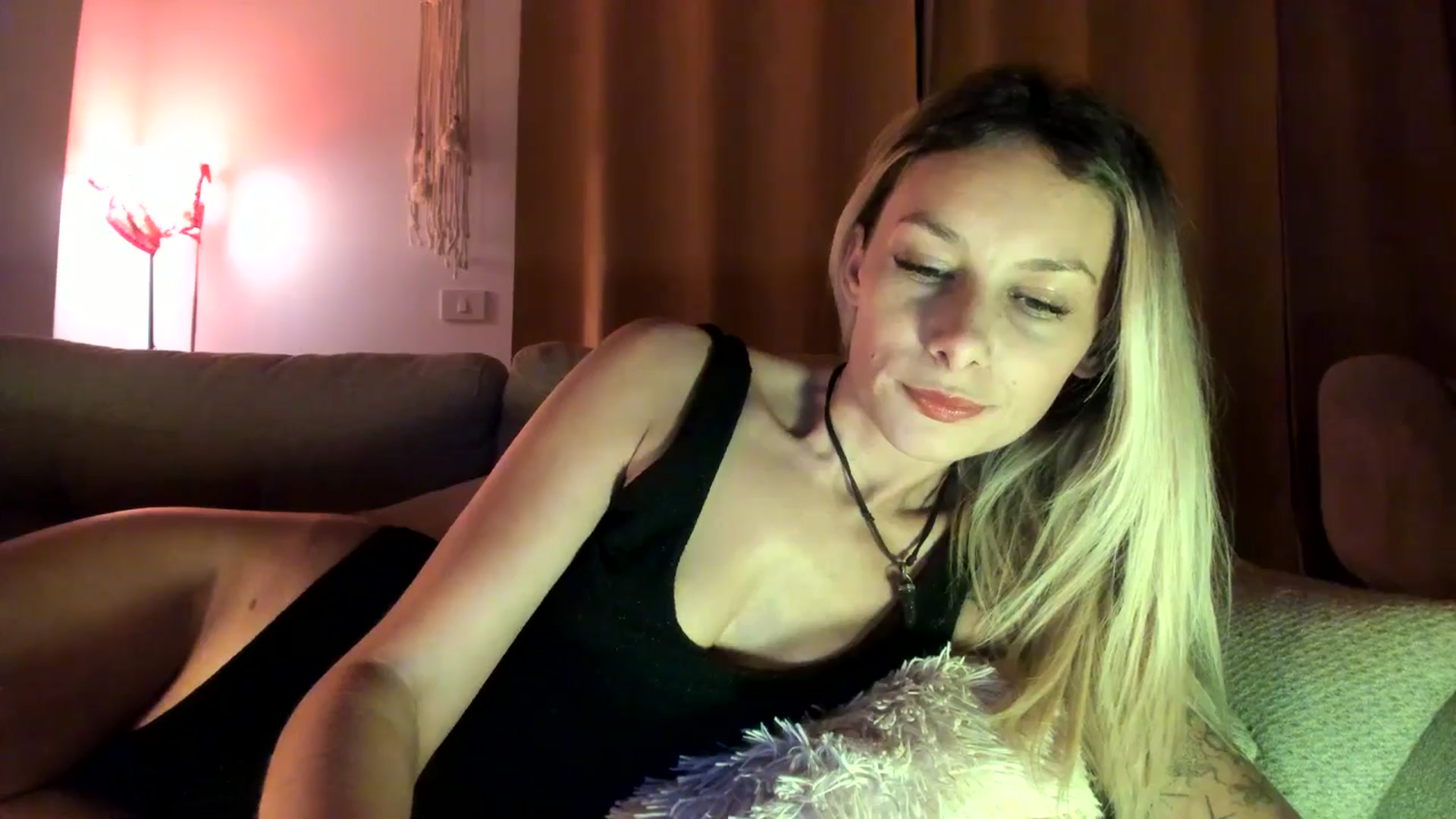Gallery image thumbnail from EvaNesssa's myfreecams stream on, 10/20/2025, 04:21 image 16 of 20