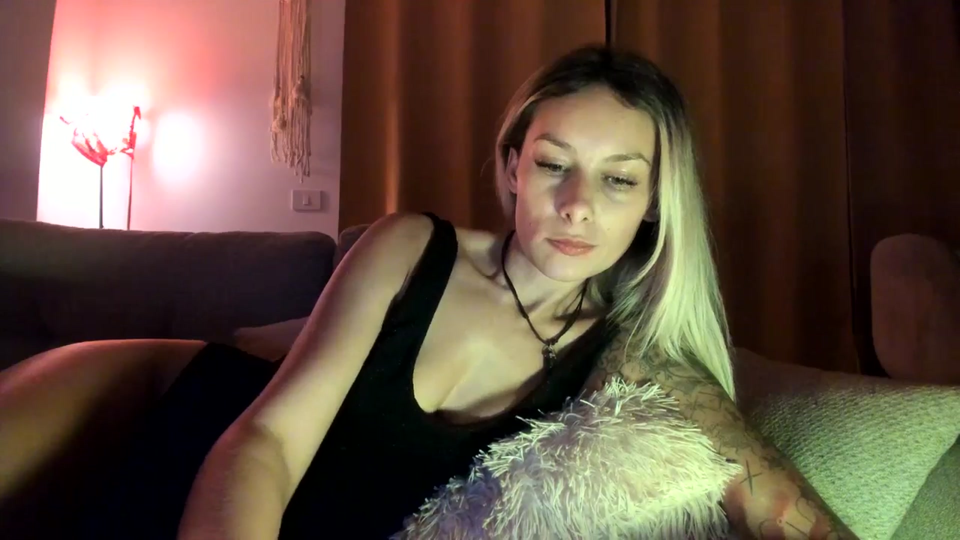 Gallery image thumbnail from EvaNesssa's myfreecams stream on, 10/20/2025, 04:21 image 4 of 20