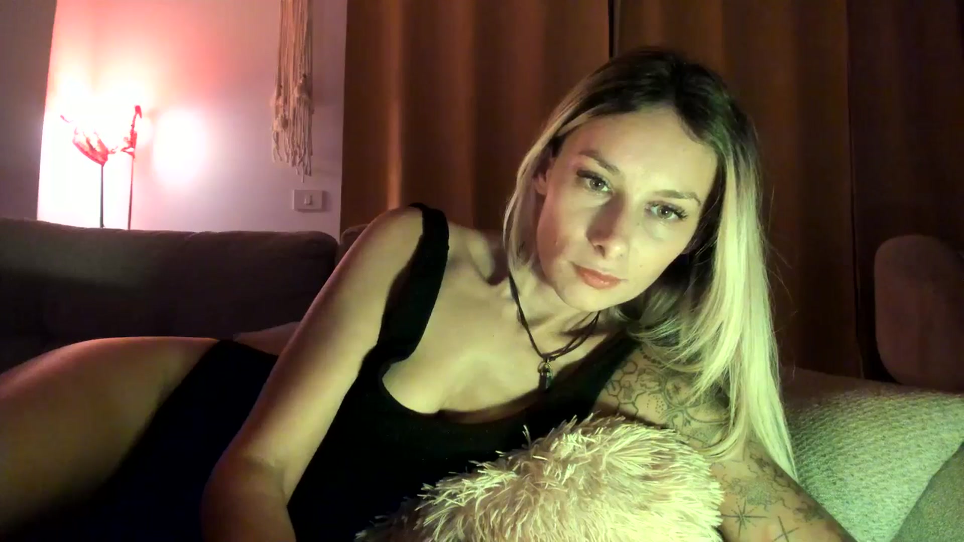 Gallery image thumbnail from EvaNesssa's myfreecams stream on, 10/20/2025, 04:21 image 2 of 20