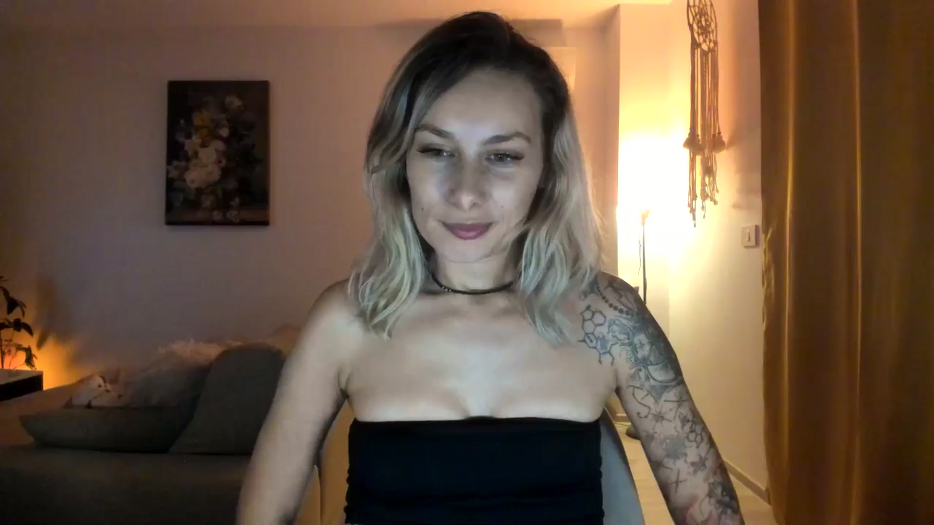 Gallery image thumbnail from EvaNesssa's myfreecams stream on, 12/11/2025, 03:10 image 12 of 20