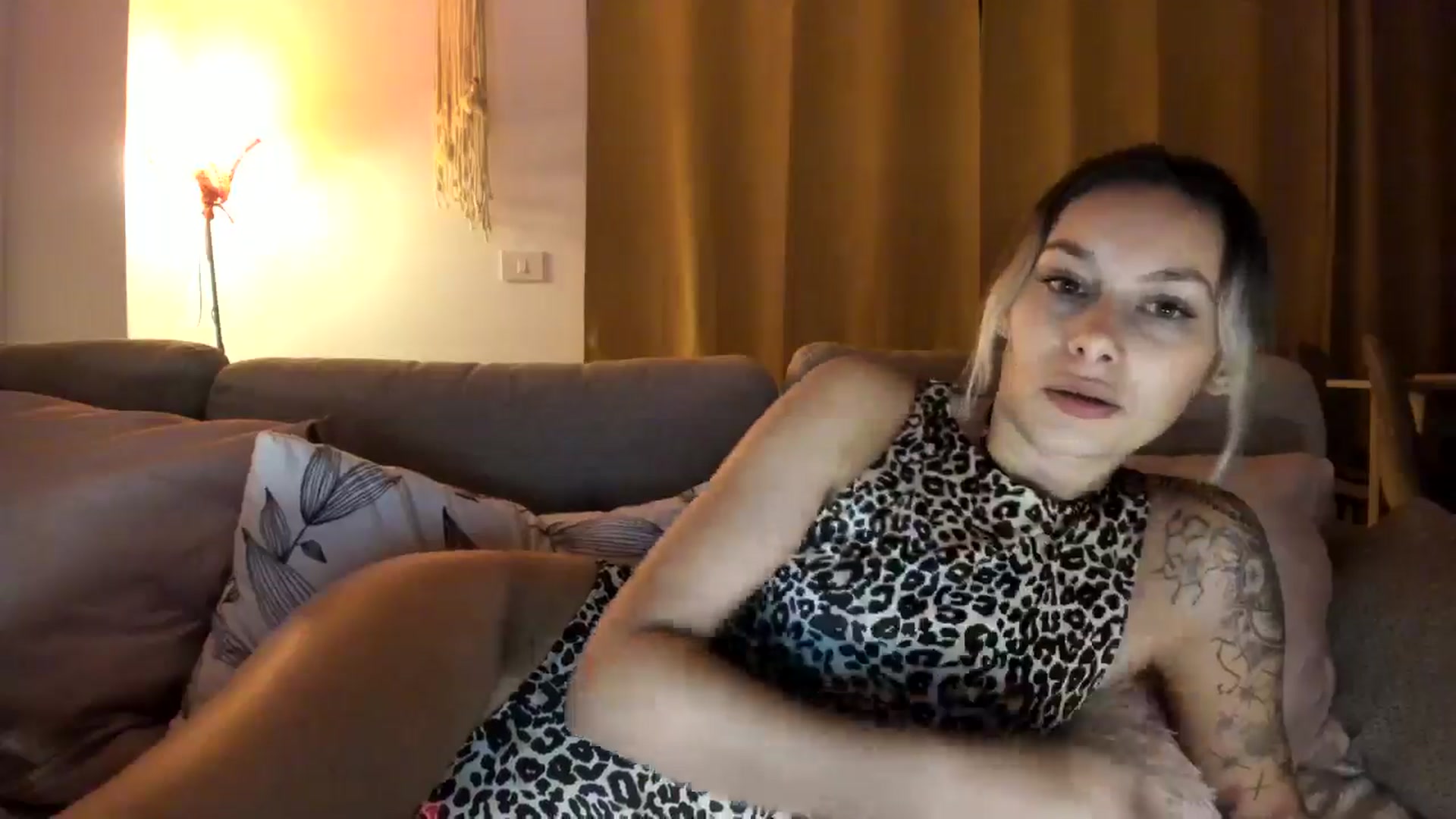 Gallery image thumbnail from EvaNesssa's myfreecams stream on, 12/17/2025, 03:18 image 7 of 20