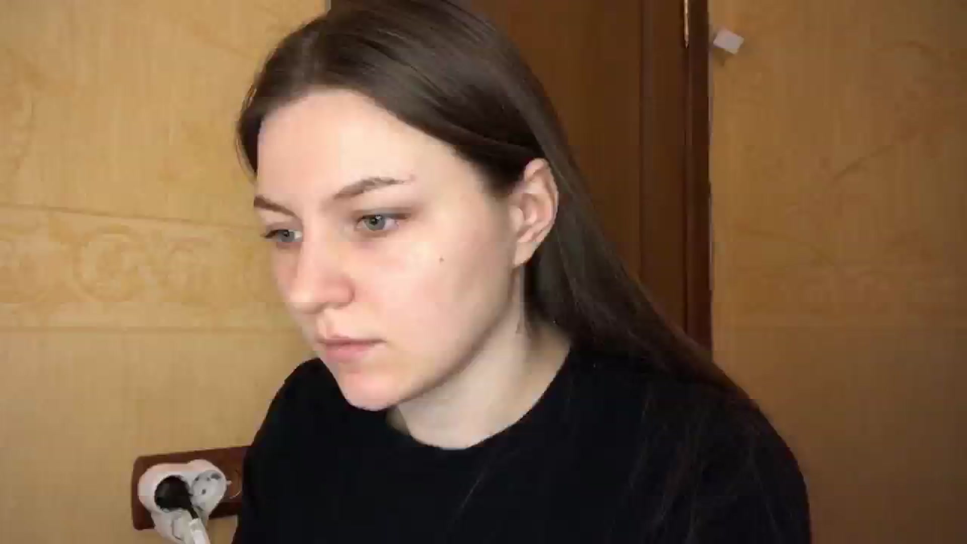 Gallery image thumbnail from EvaOlive's myfreecams stream on, 04/19/2025, 24:06 image 7 of 20