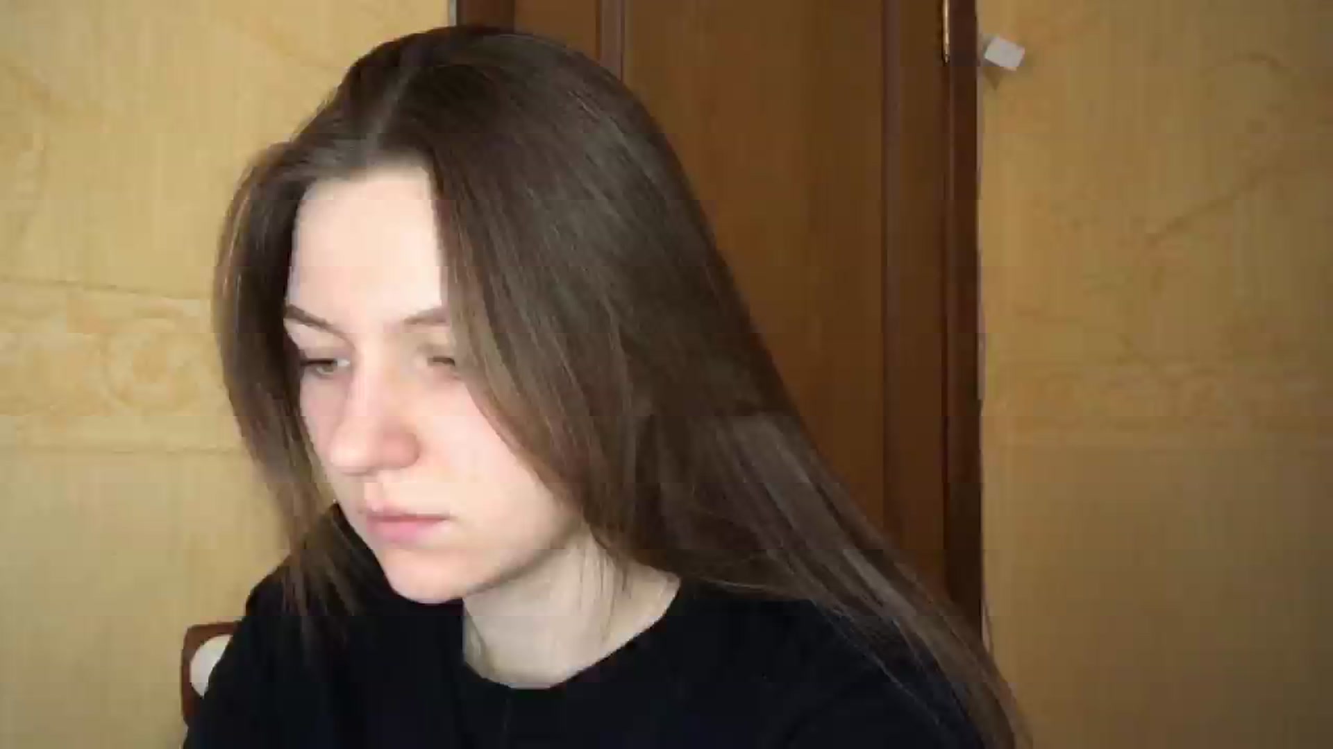 Gallery image thumbnail from EvaOlive's myfreecams stream on, 04/19/2025, 24:06 image 13 of 20