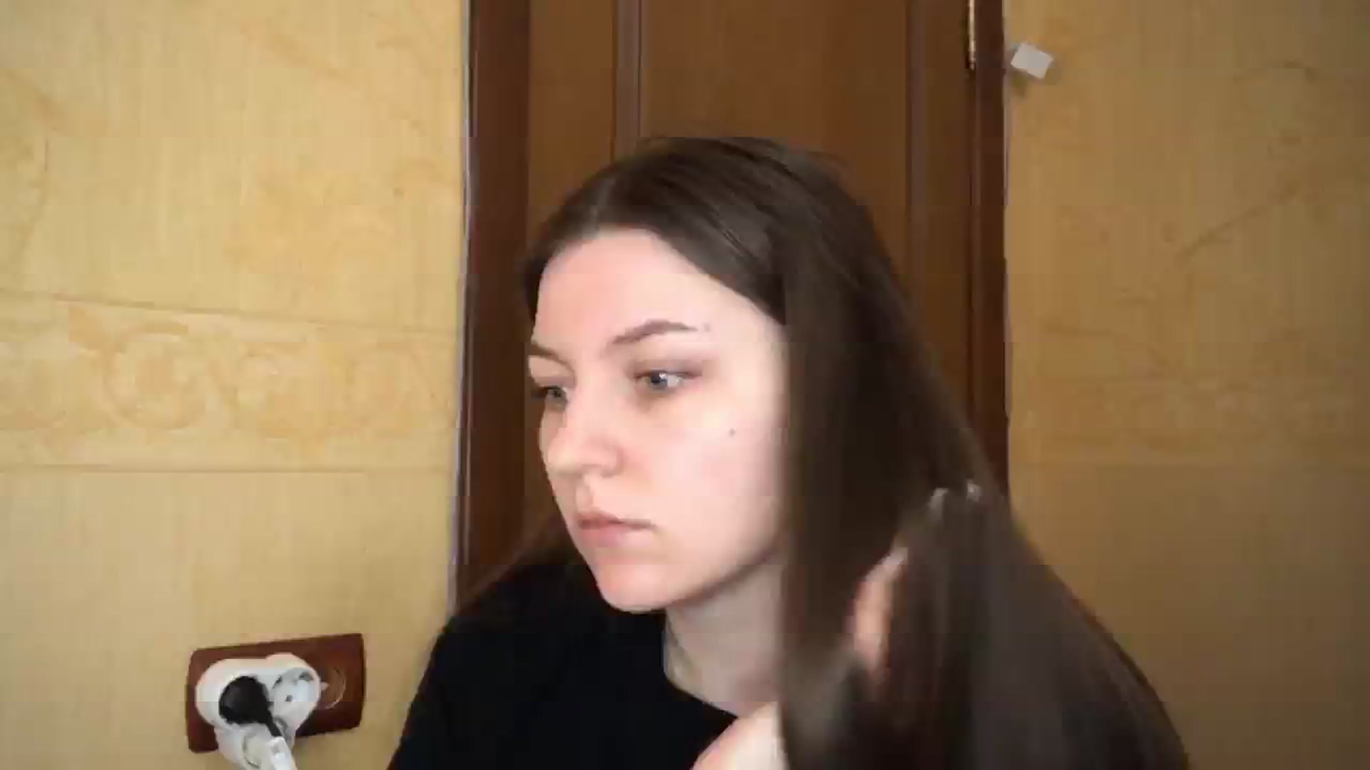Gallery image thumbnail from EvaOlive's myfreecams stream on, 04/19/2025, 24:06 image 3 of 20
