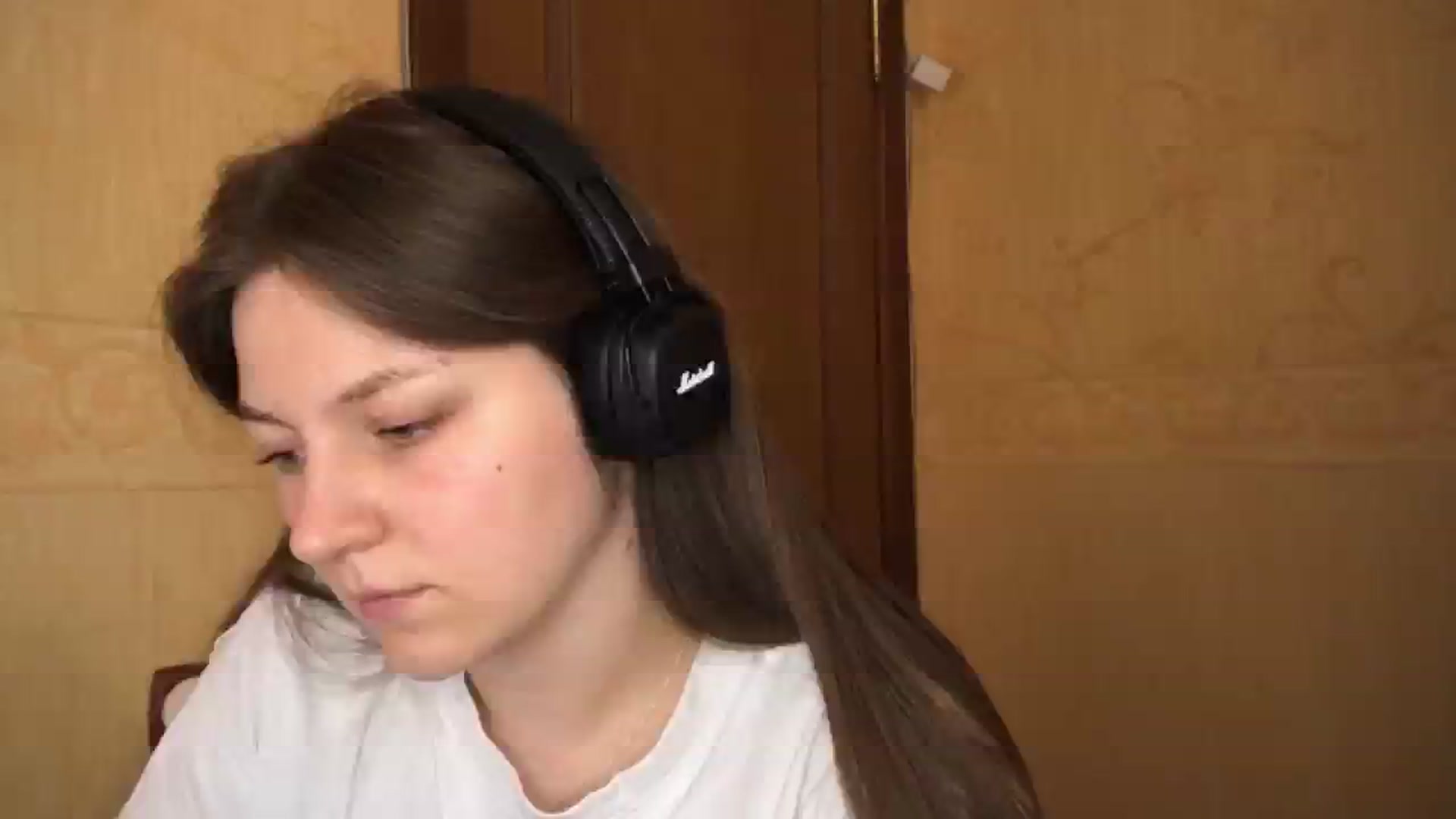 Gallery image thumbnail from EvaOlive's myfreecams stream on, 04/20/2025, 24:11 image 11 of 20