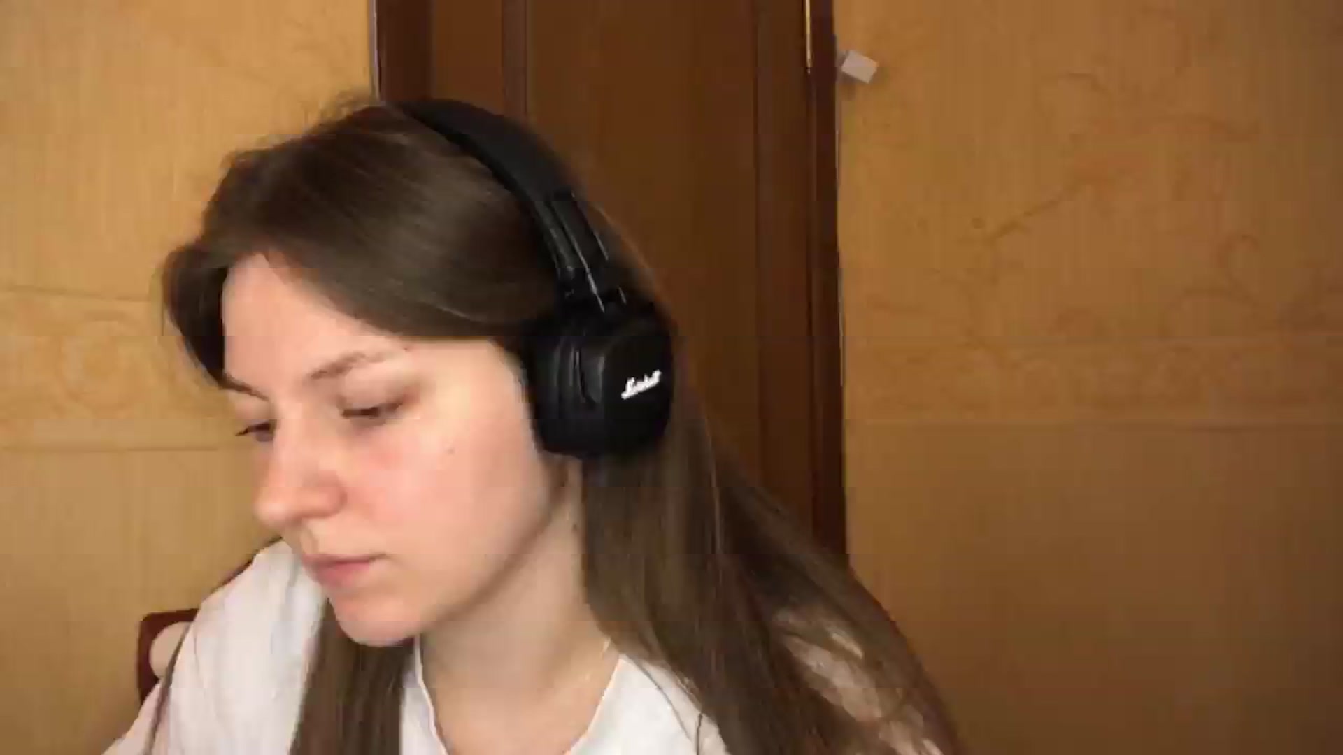 Gallery image thumbnail from EvaOlive's myfreecams stream on, 04/20/2025, 24:11 image 17 of 20