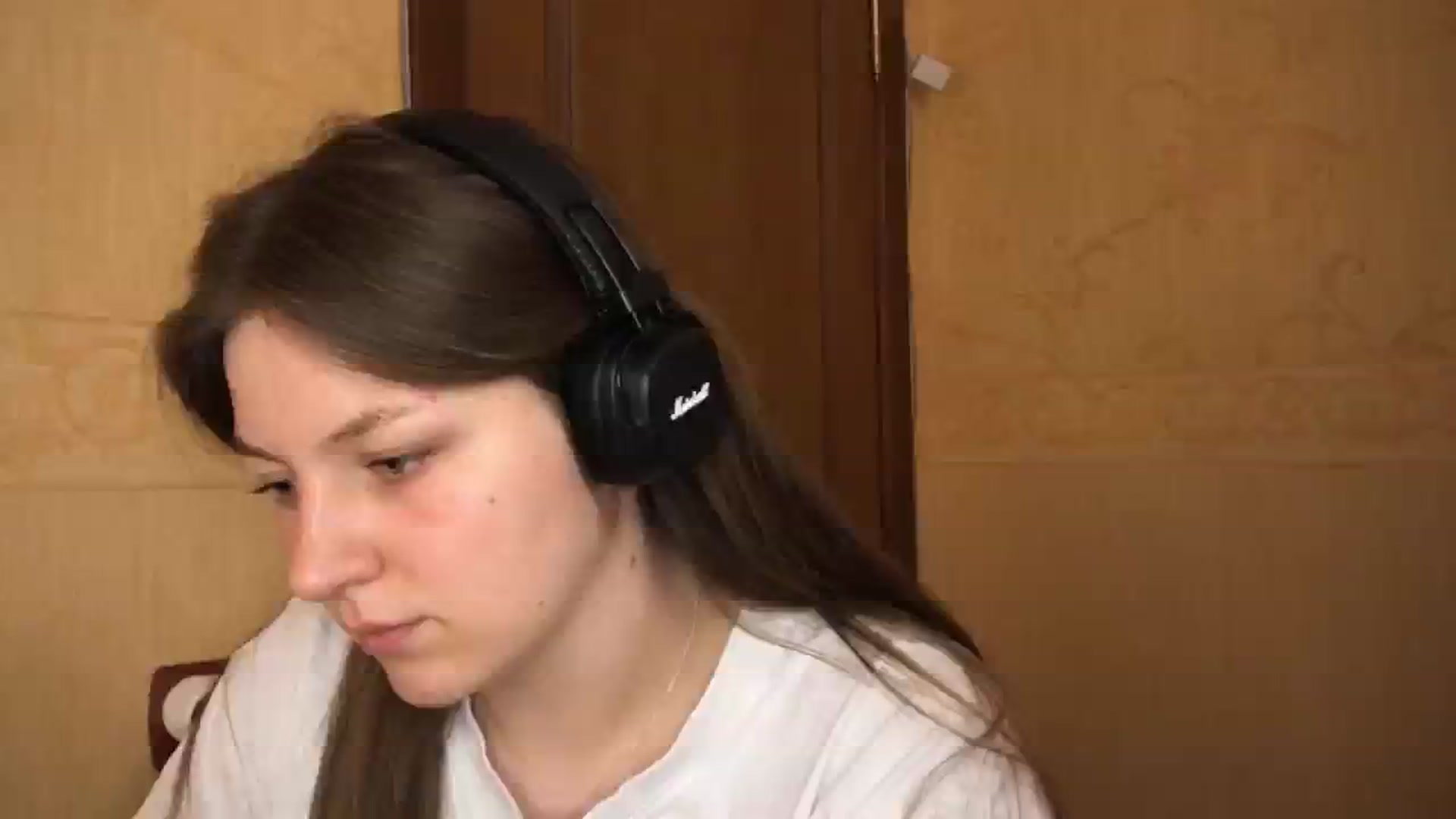 Gallery image thumbnail from EvaOlive's myfreecams stream on, 04/20/2025, 24:11 image 16 of 20