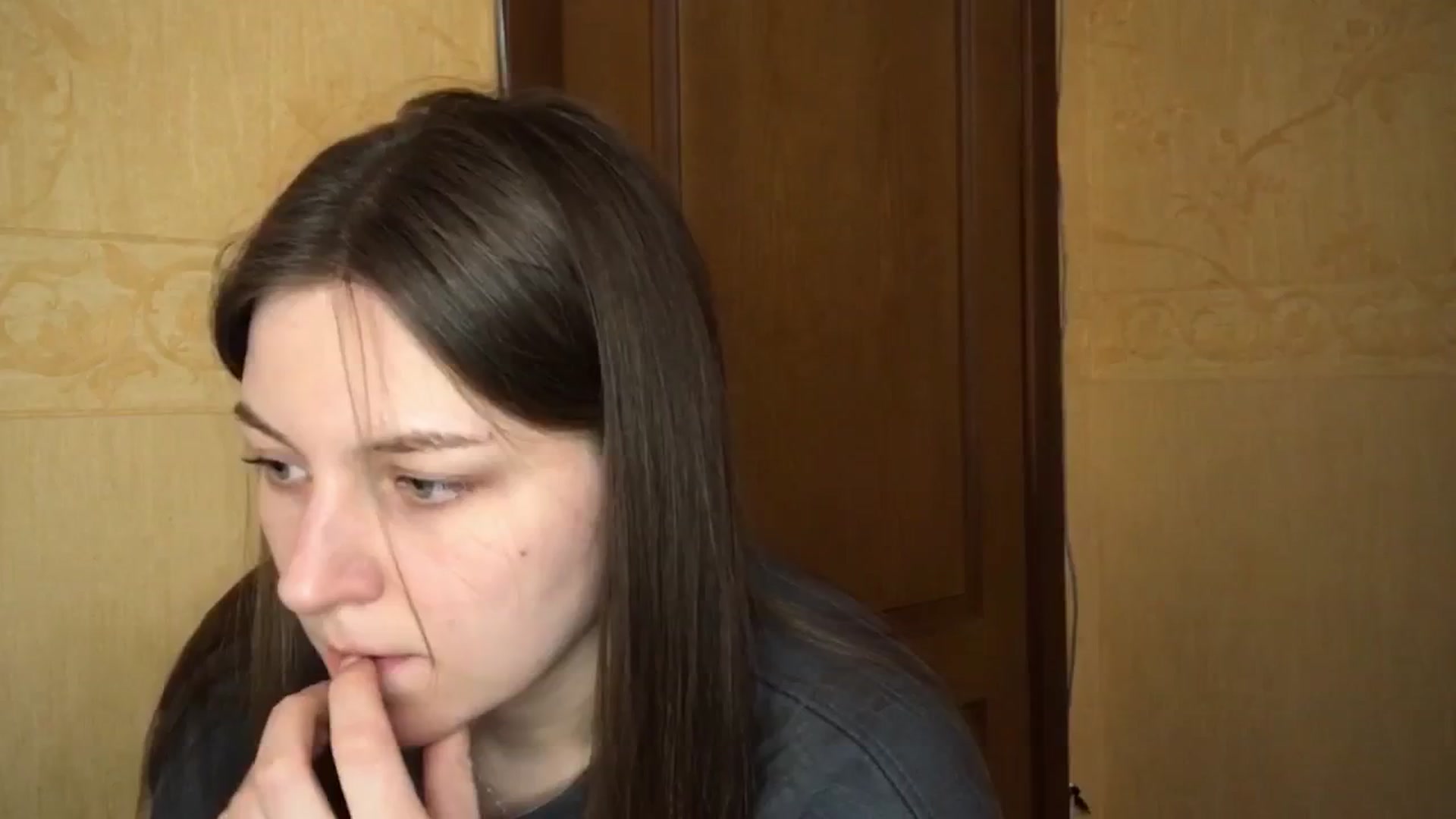 Gallery image thumbnail from EvaOlive's myfreecams stream on, 04/21/2025, 21:41 image 19 of 20