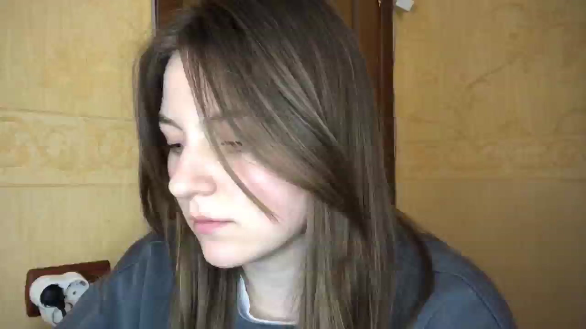 Gallery image thumbnail from EvaOlive's myfreecams stream on, 04/25/2025, 23:40 image 19 of 20