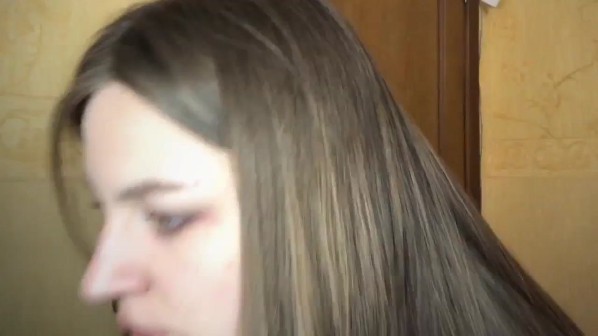 Gallery image thumbnail from EvaOlive's myfreecams stream on, 04/29/2025, 24:01 image 14 of 20