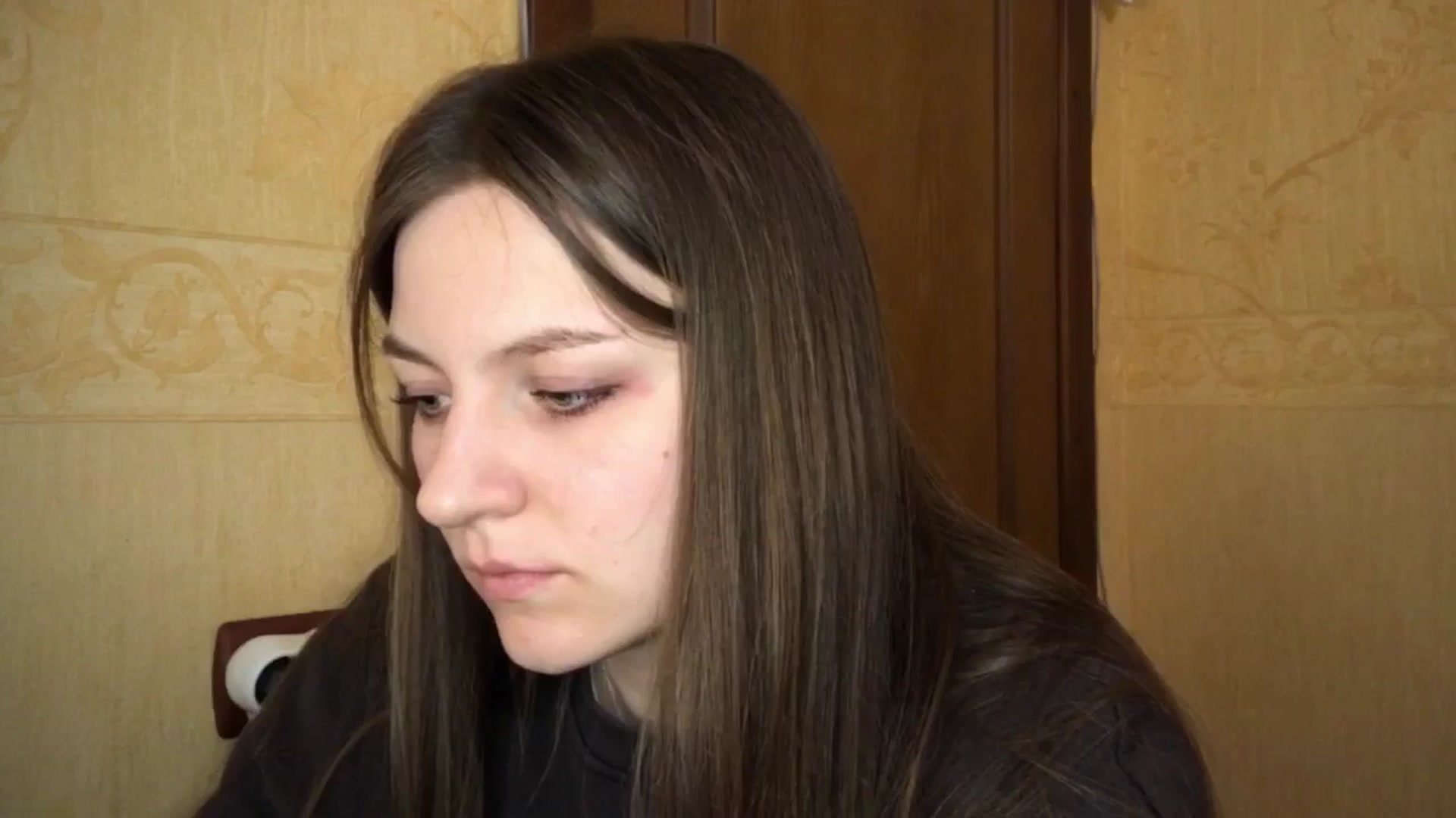 Gallery image thumbnail from EvaOlive's myfreecams stream on, 04/29/2025, 24:28 image 17 of 20