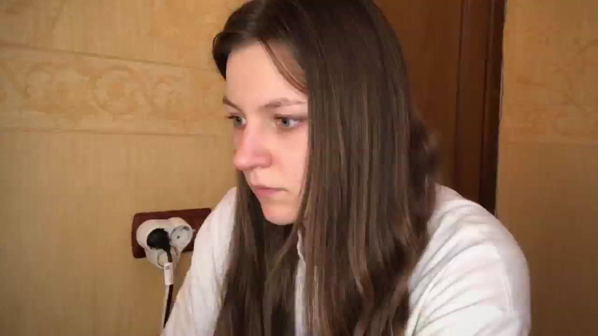 Gallery image thumbnail from EvaOlive's myfreecams stream on, 05/05/2025, 21:39 image 20 of 20