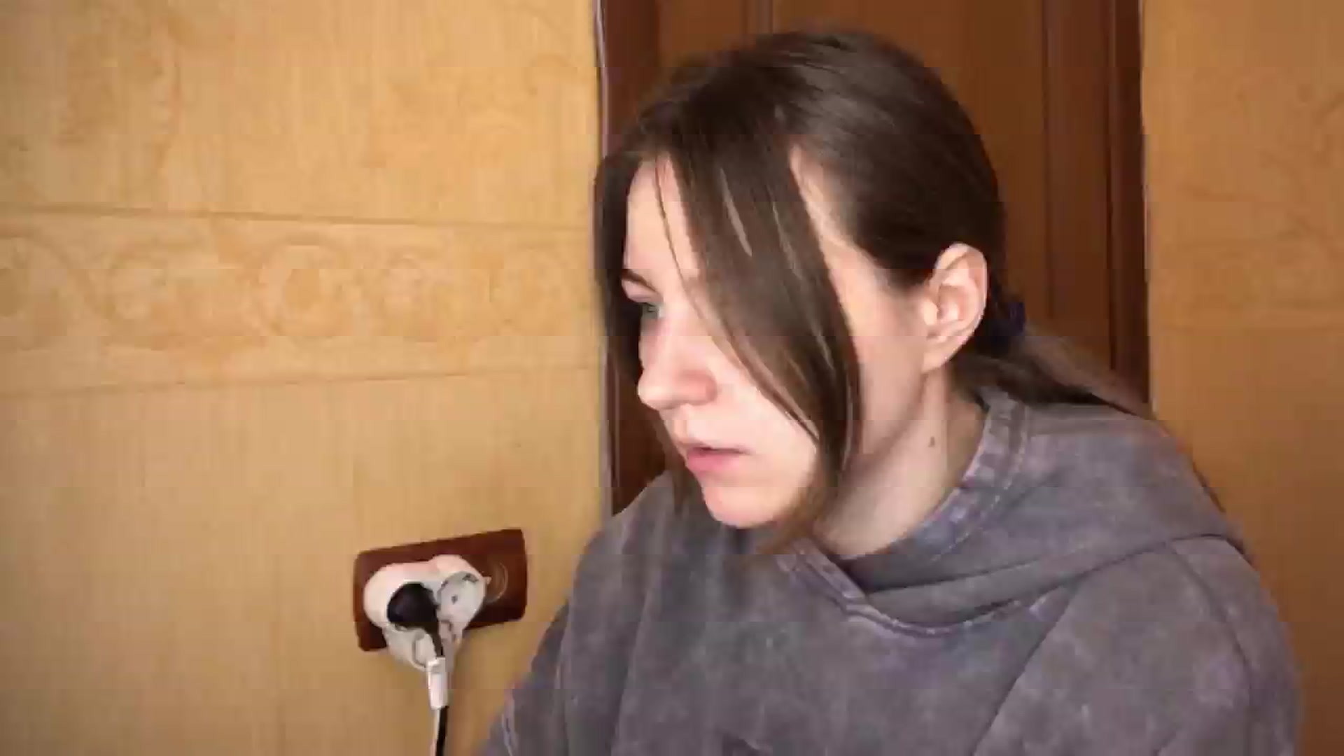 Gallery image thumbnail from EvaOlive's myfreecams stream on, 05/08/2025, 24:07 image 2 of 20