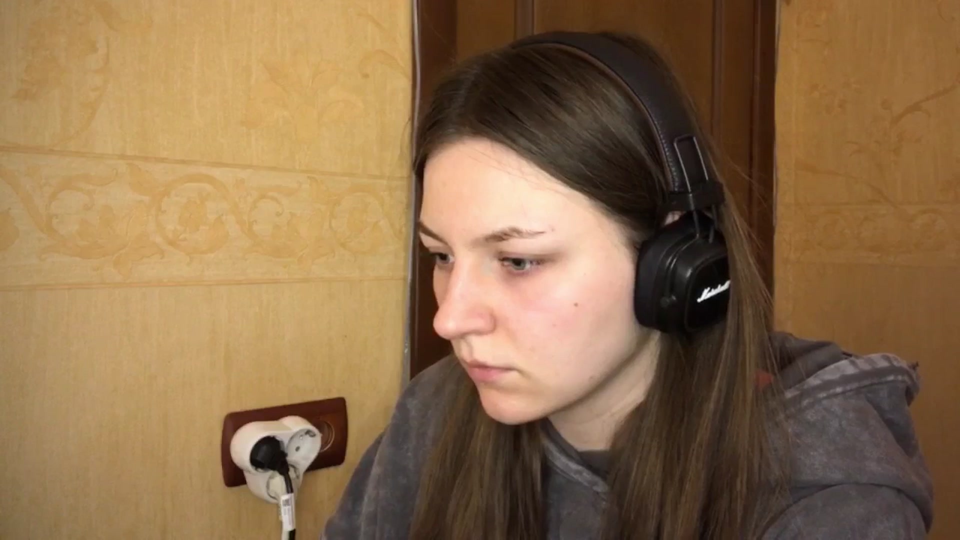 Gallery image thumbnail from EvaOlive's myfreecams stream on, 05/13/2025, 23:34 image 15 of 20