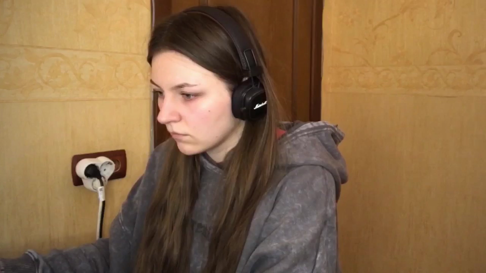 Gallery image thumbnail from EvaOlive's myfreecams stream on, 05/13/2025, 23:34 image 1 of 20