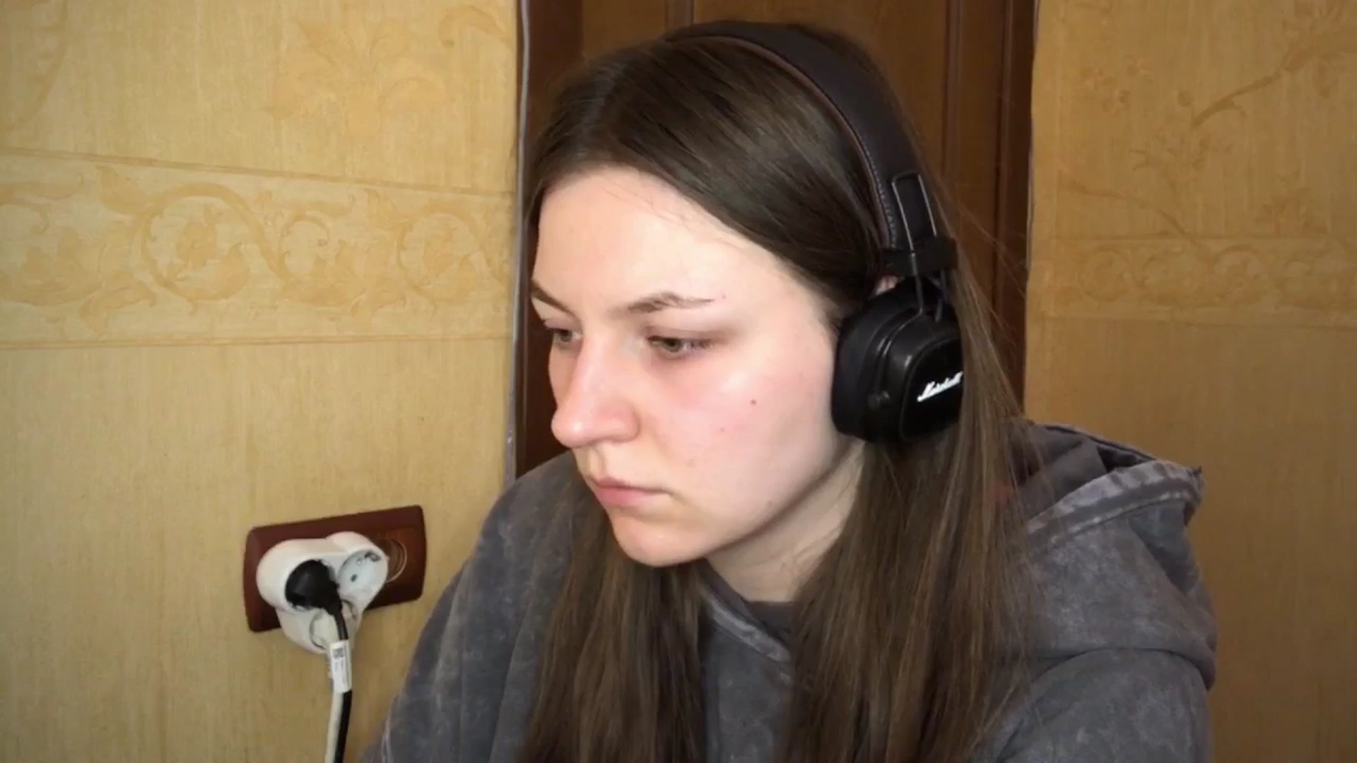 Gallery image thumbnail from EvaOlive's myfreecams stream on, 05/13/2025, 23:34 image 18 of 20