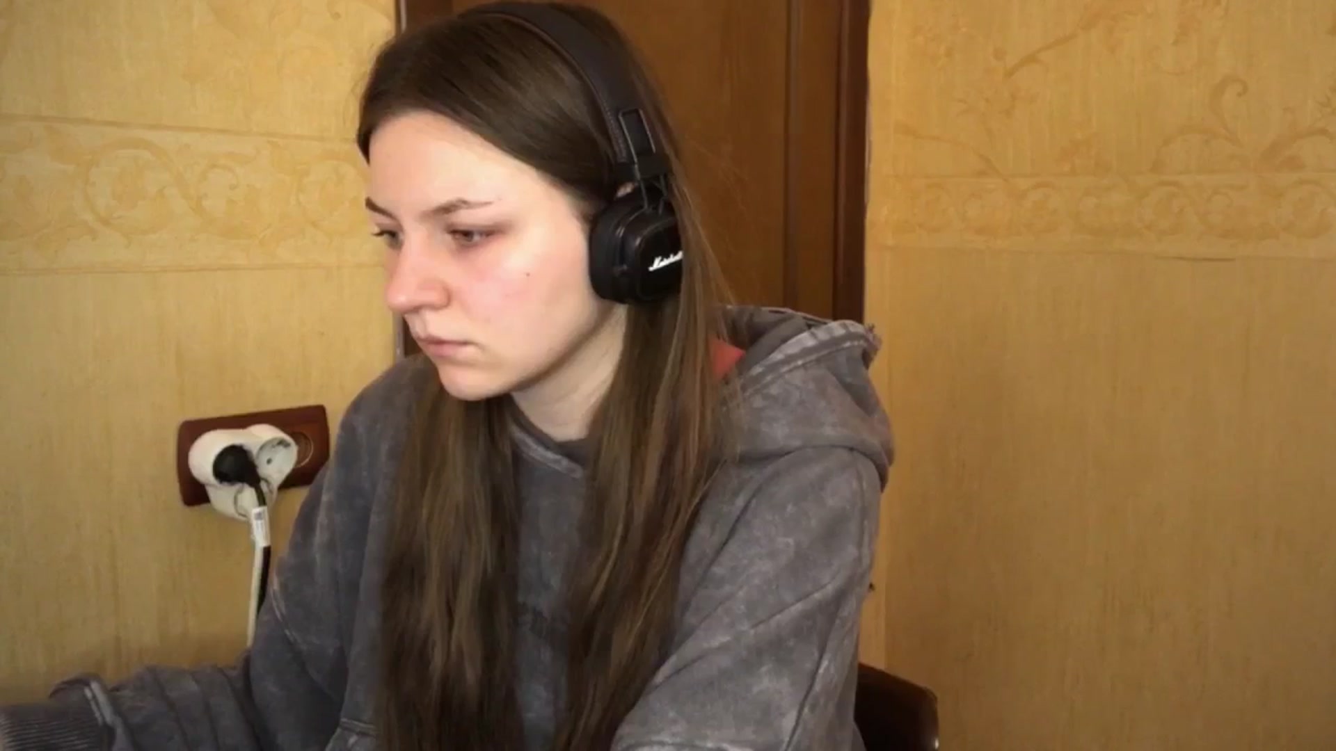 Gallery image thumbnail from EvaOlive's myfreecams stream on, 05/13/2025, 23:34 image 9 of 20