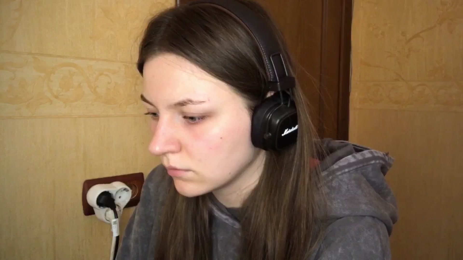 Gallery image thumbnail from EvaOlive's myfreecams stream on, 05/13/2025, 23:34 image 17 of 20
