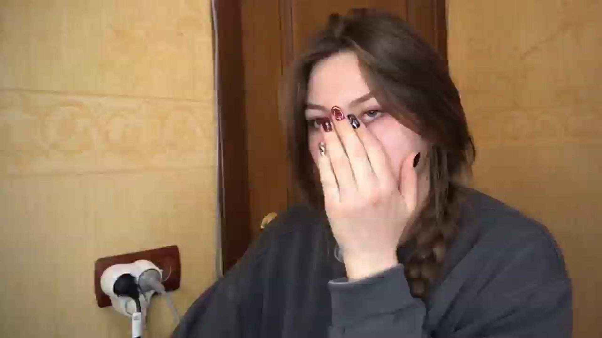 Gallery image thumbnail from EvaOlive's myfreecams stream on, 05/15/2025, 23:35 image 17 of 20