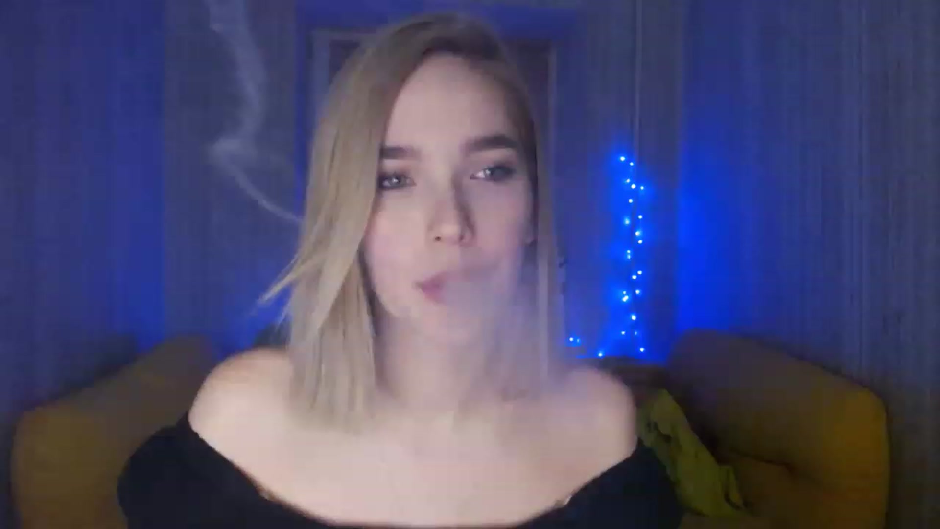 Gallery image thumbnail from EvaRockStar's myfreecams stream on, 12/06/2022, 14:47 image 16 of 20