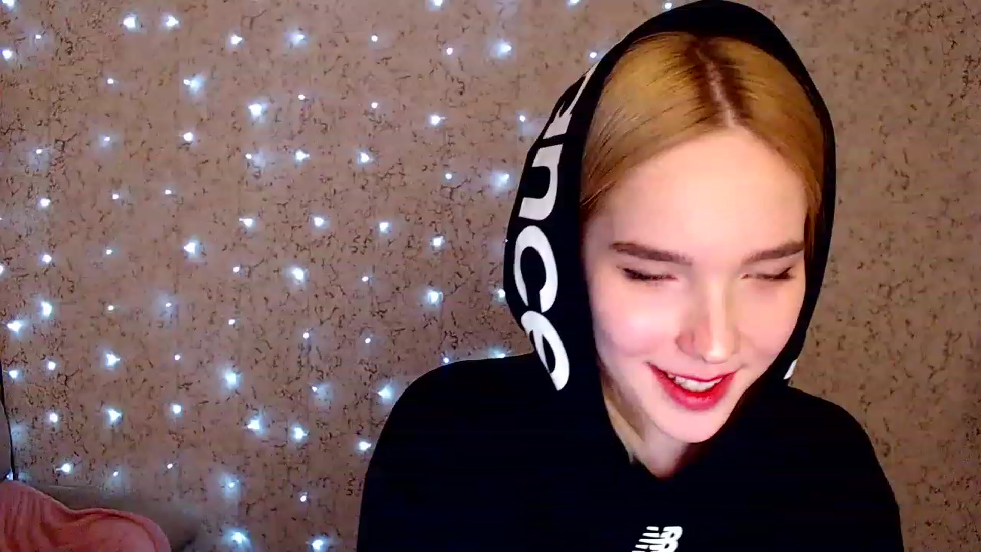 Gallery image thumbnail from EvaRockStar's myfreecams stream on, 12/08/2022, 14:24 image 13 of 20