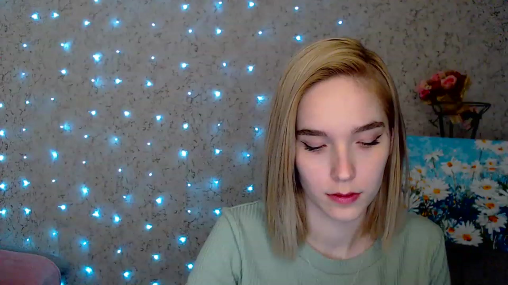 Gallery image thumbnail from EvaRockStar's myfreecams stream on, 12/15/2022, 14:56 image 2 of 20