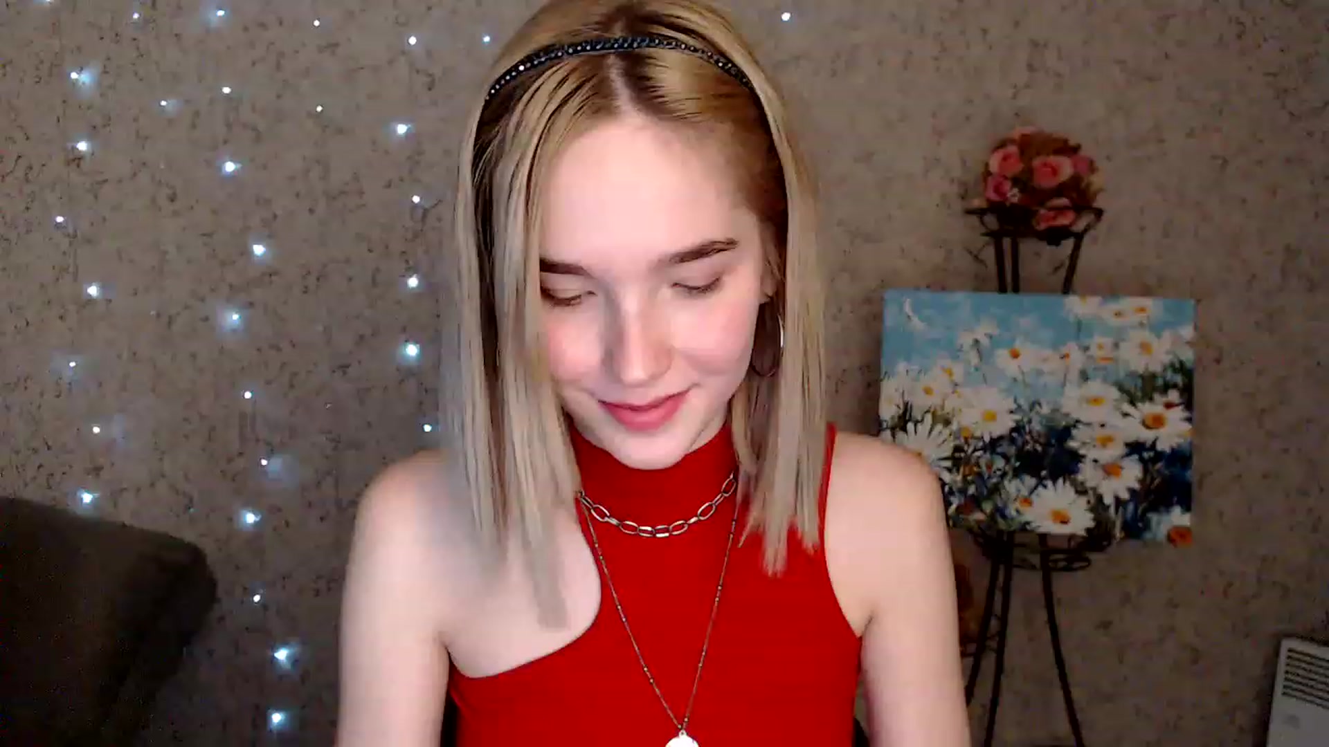Gallery image thumbnail from EvaRockStar's myfreecams stream on, 12/21/2022, 16:55 image 4 of 20