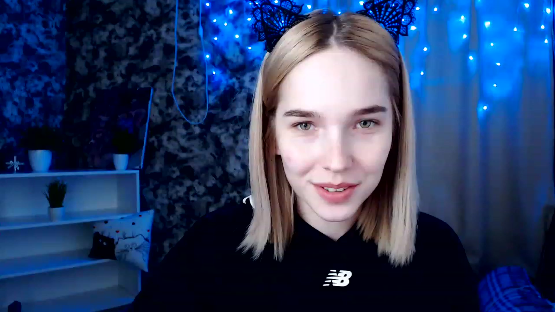 Gallery image thumbnail from EvaRockStar's myfreecams stream on, 12/26/2022, 18:42 image 12 of 20