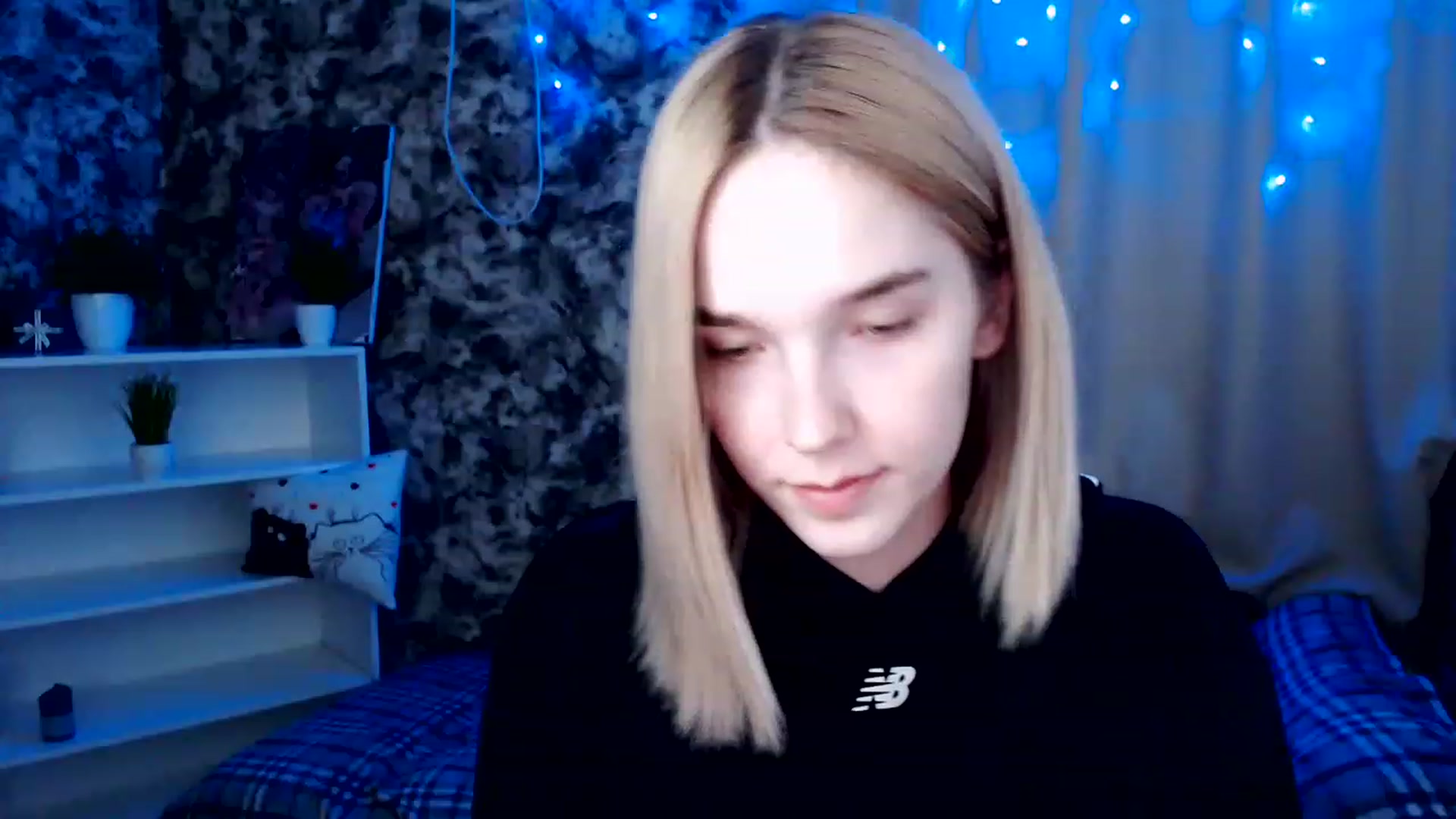 Gallery image thumbnail from EvaRockStar's myfreecams stream on, 12/26/2022, 18:42 image 2 of 20