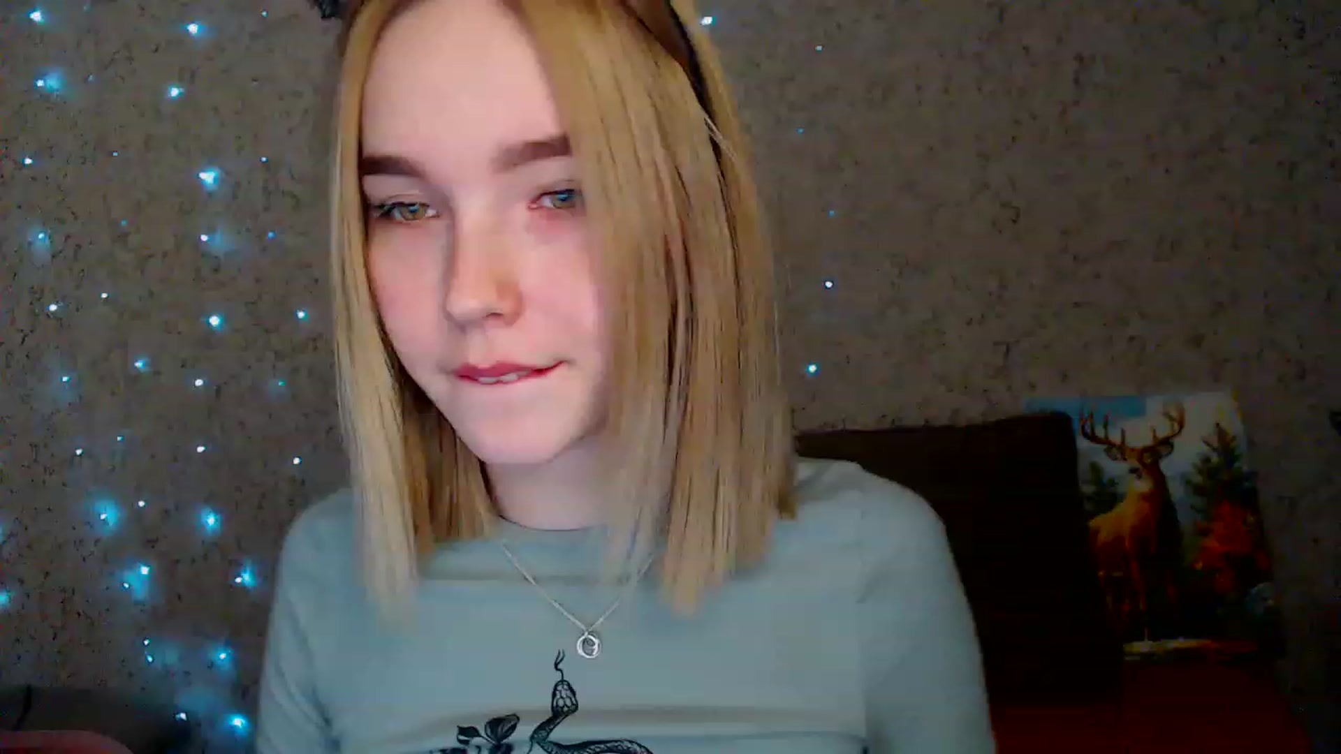 Gallery image thumbnail from EvaRockStar's myfreecams stream on, 12/27/2022, 15:33 image 15 of 20