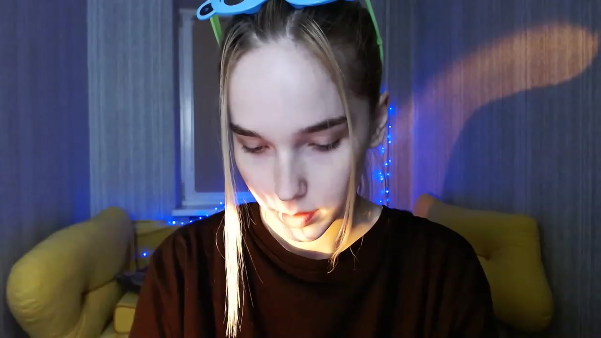 Gallery image thumbnail from EvaRockStar's myfreecams stream on, 12/28/2022, 17:14 image 19 of 20